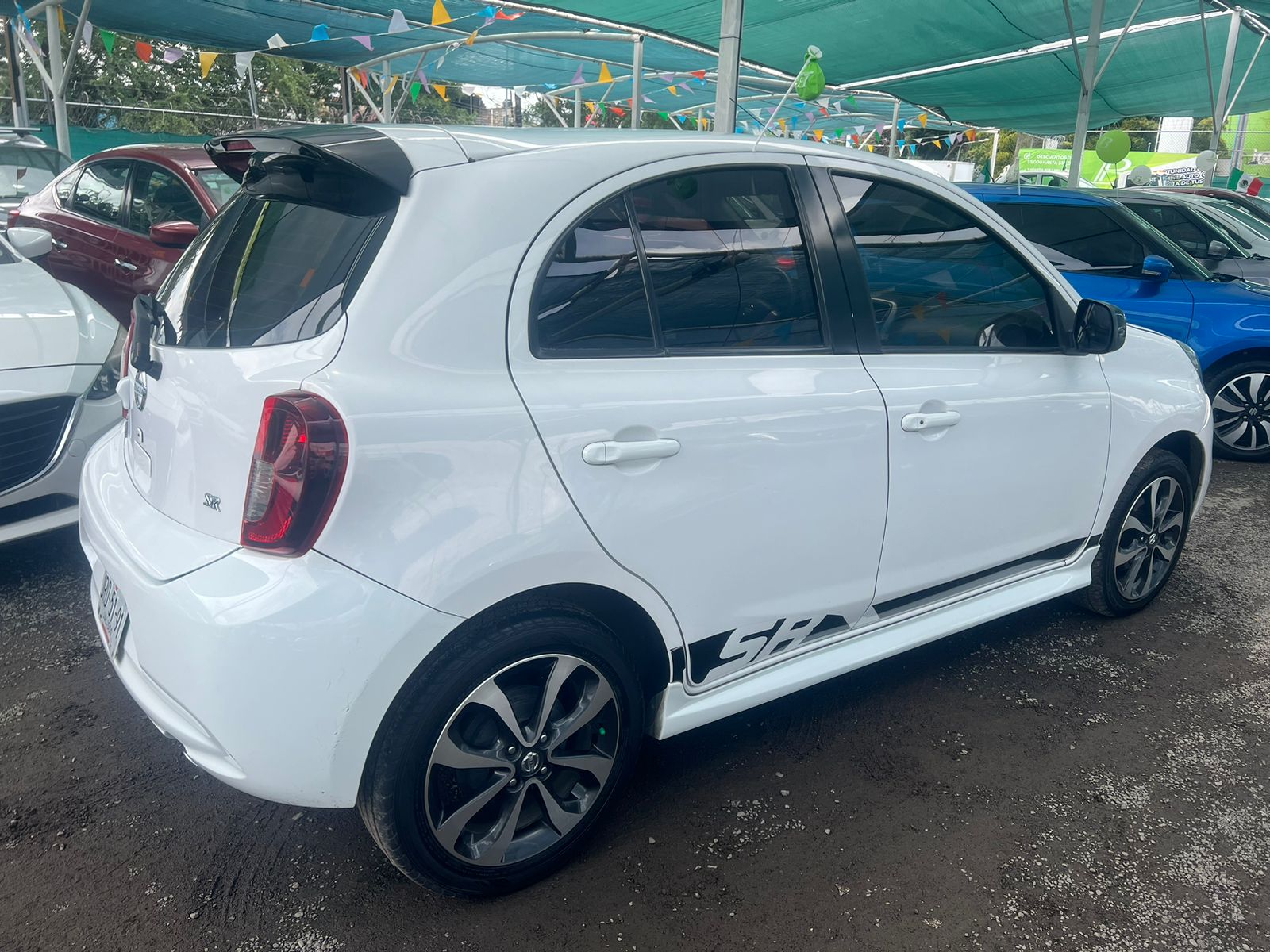 Nissan March 2018 SR Manual Blanco
