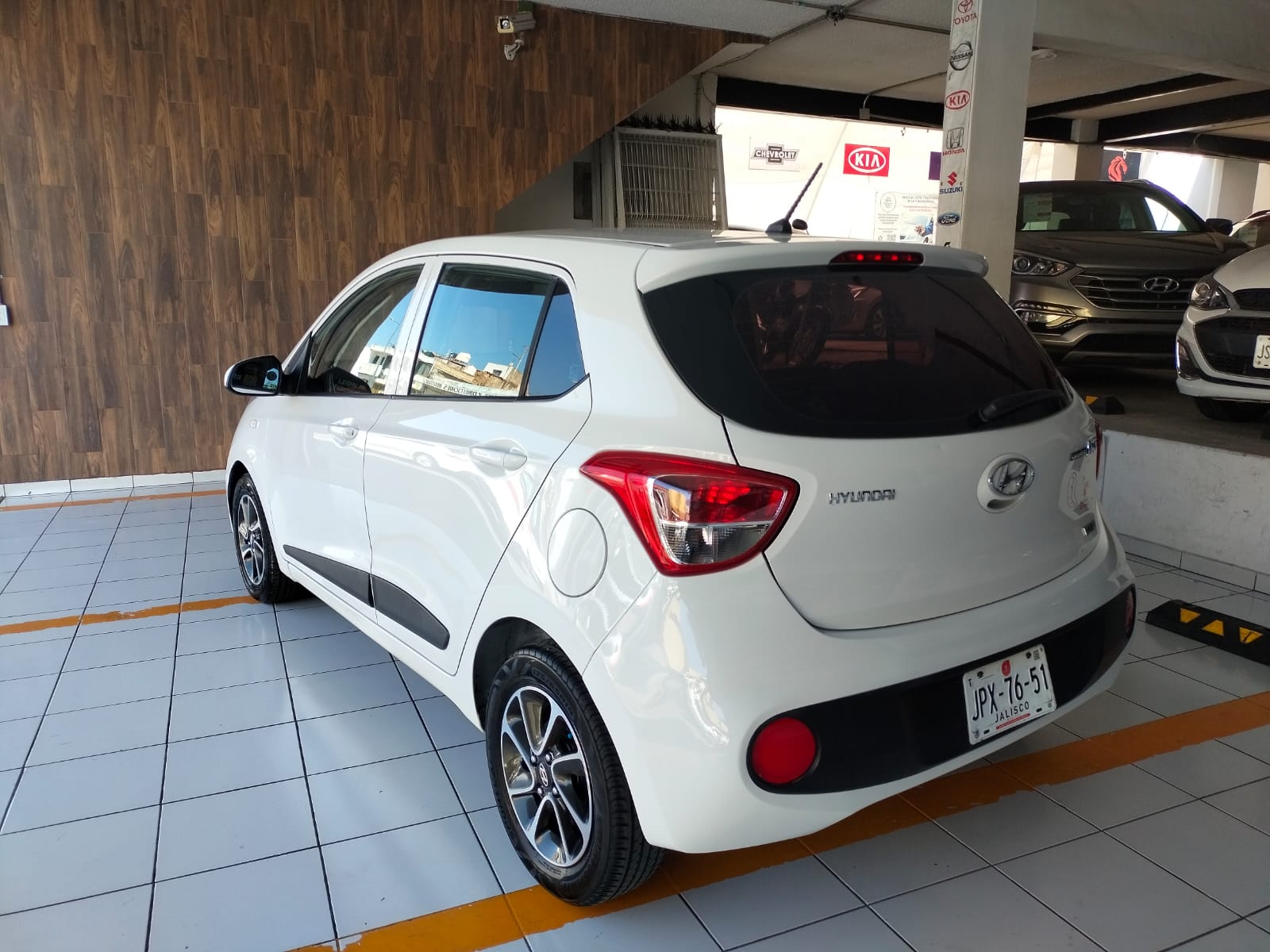 Hyundai i10 2019 Gls Automático Blanco