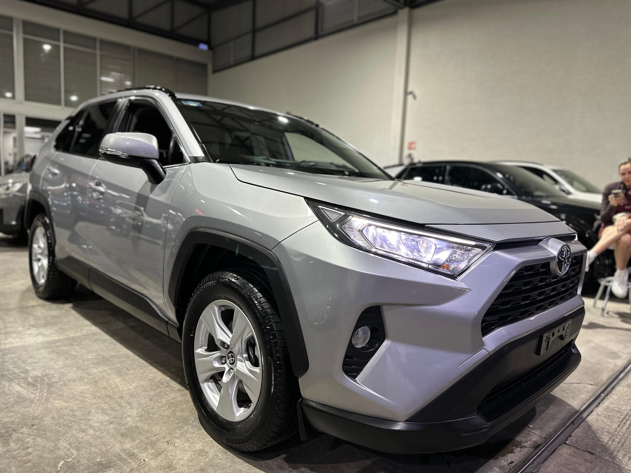 Toyota Rav4 2020 XLE 4x4 Automático Plata
