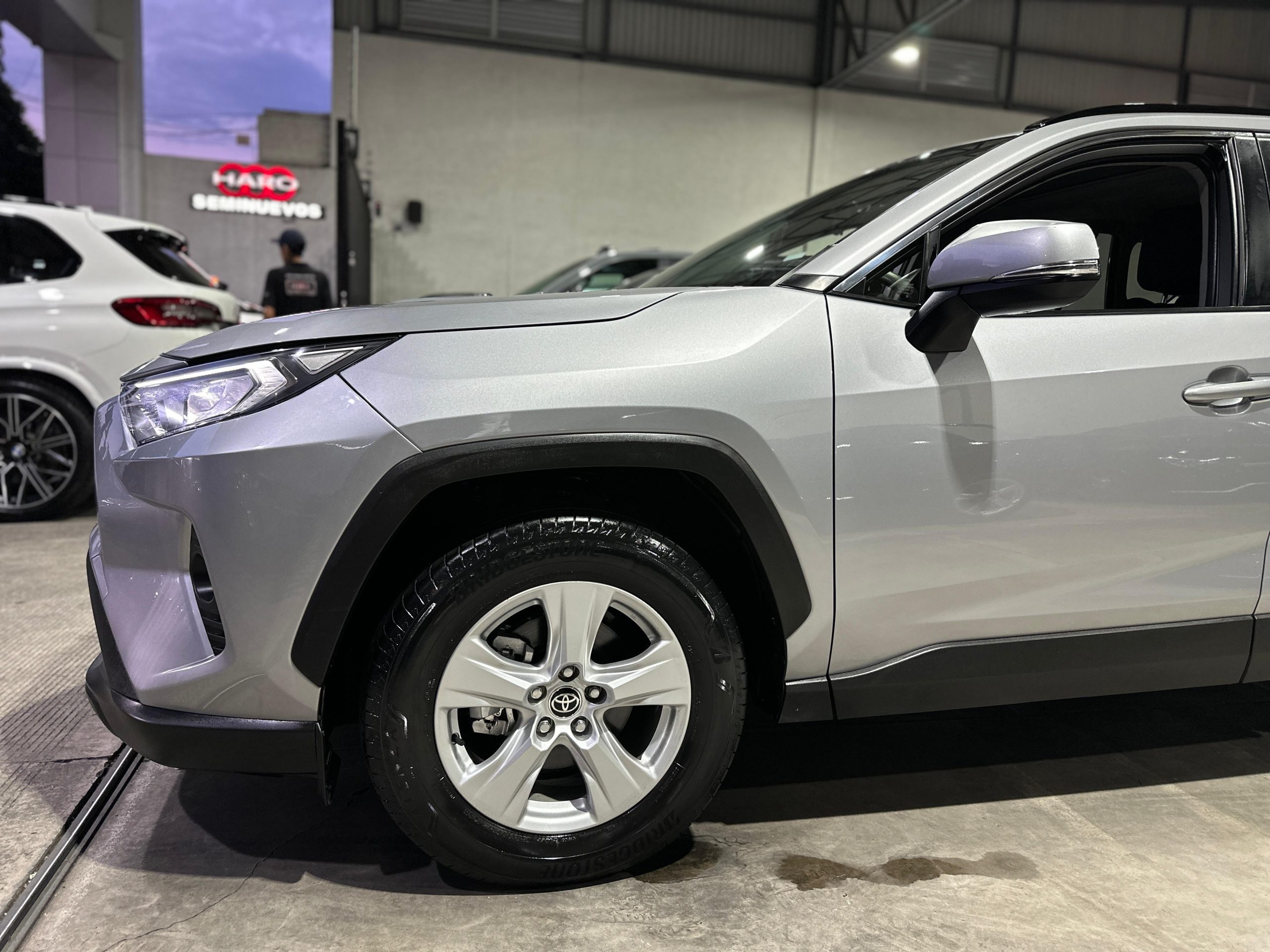 Toyota Rav4 2020 XLE 4x4 Automático Plata