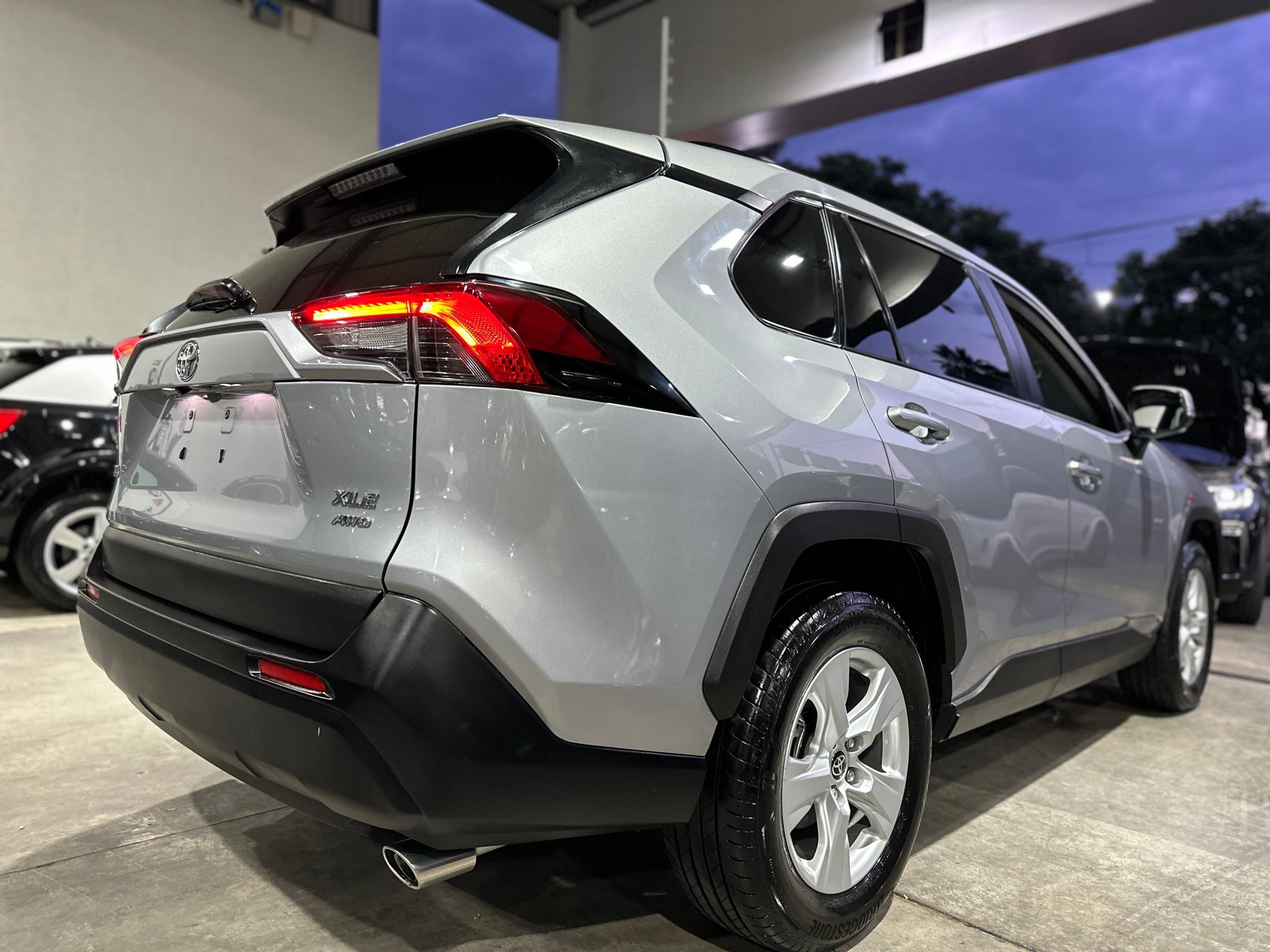 Toyota Rav4 2020 XLE 4x4 Automático Plata