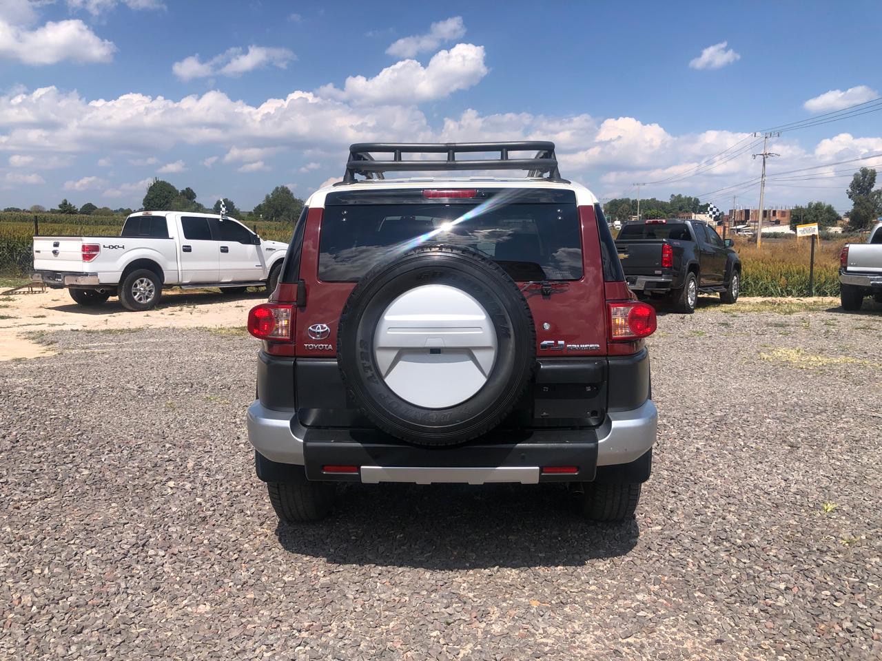 Toyota FJ Cruiser 2010 Premium Automático Rojo