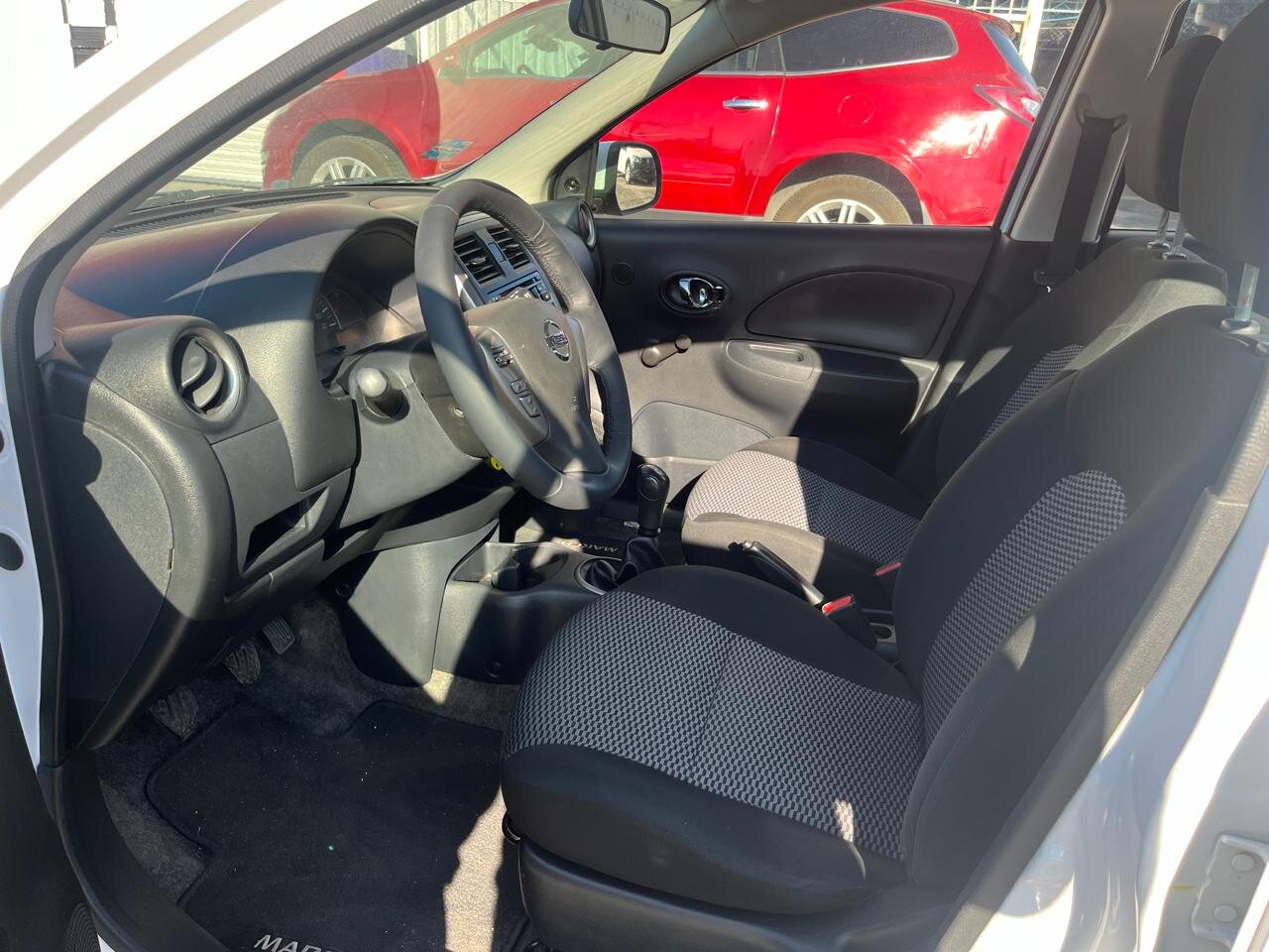 Nissan March 2018 SENSE Manual Blanco