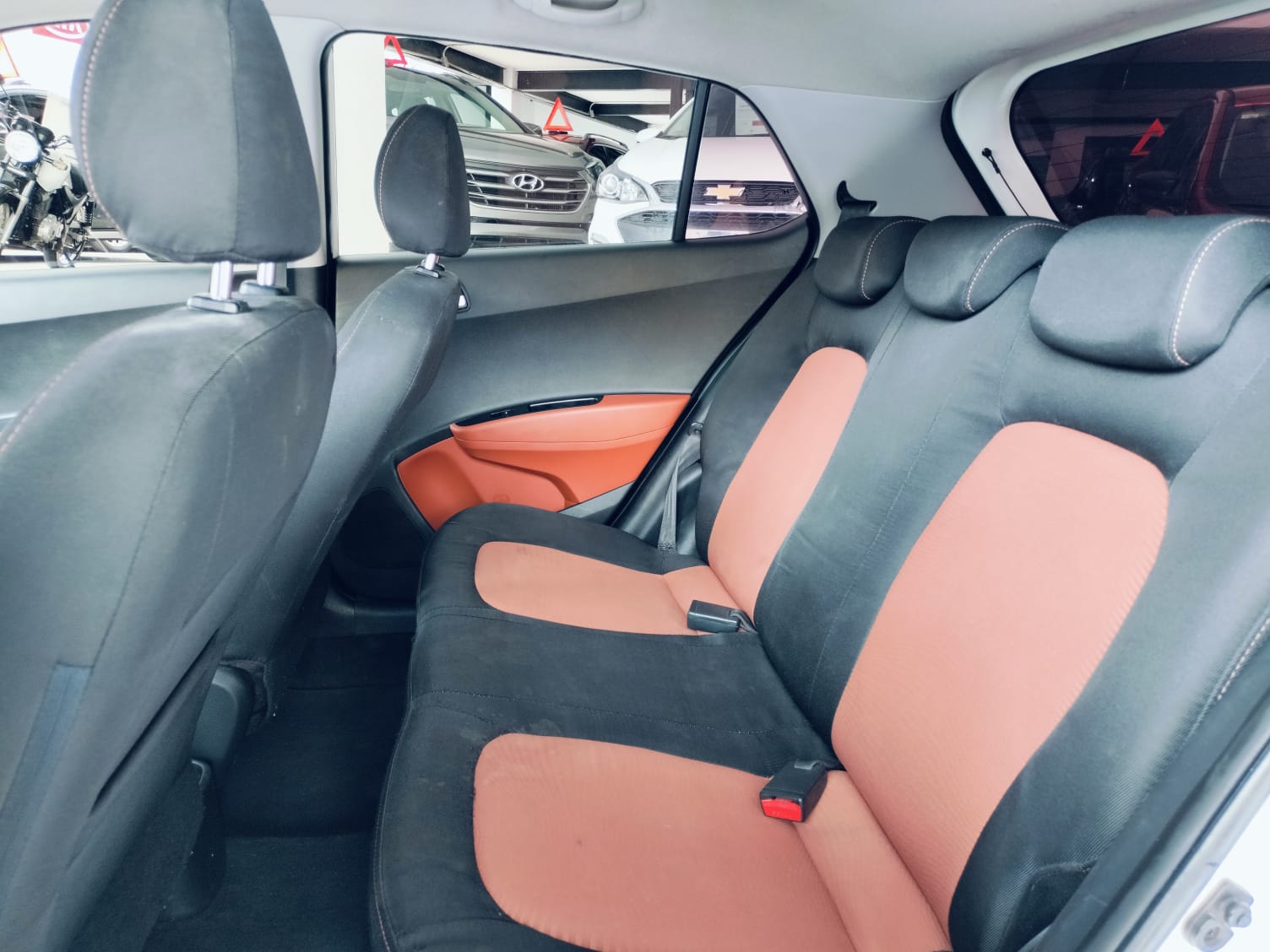 Hyundai i10 2019 Gls Automático Blanco