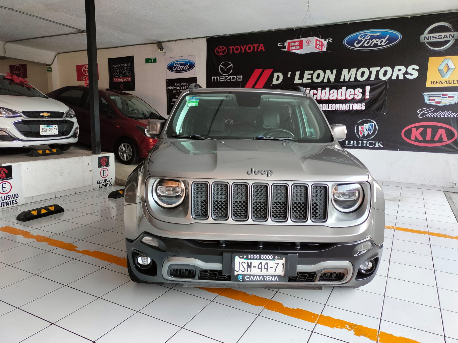 Jeep Renegade 2021 LIMITED Automático Gris