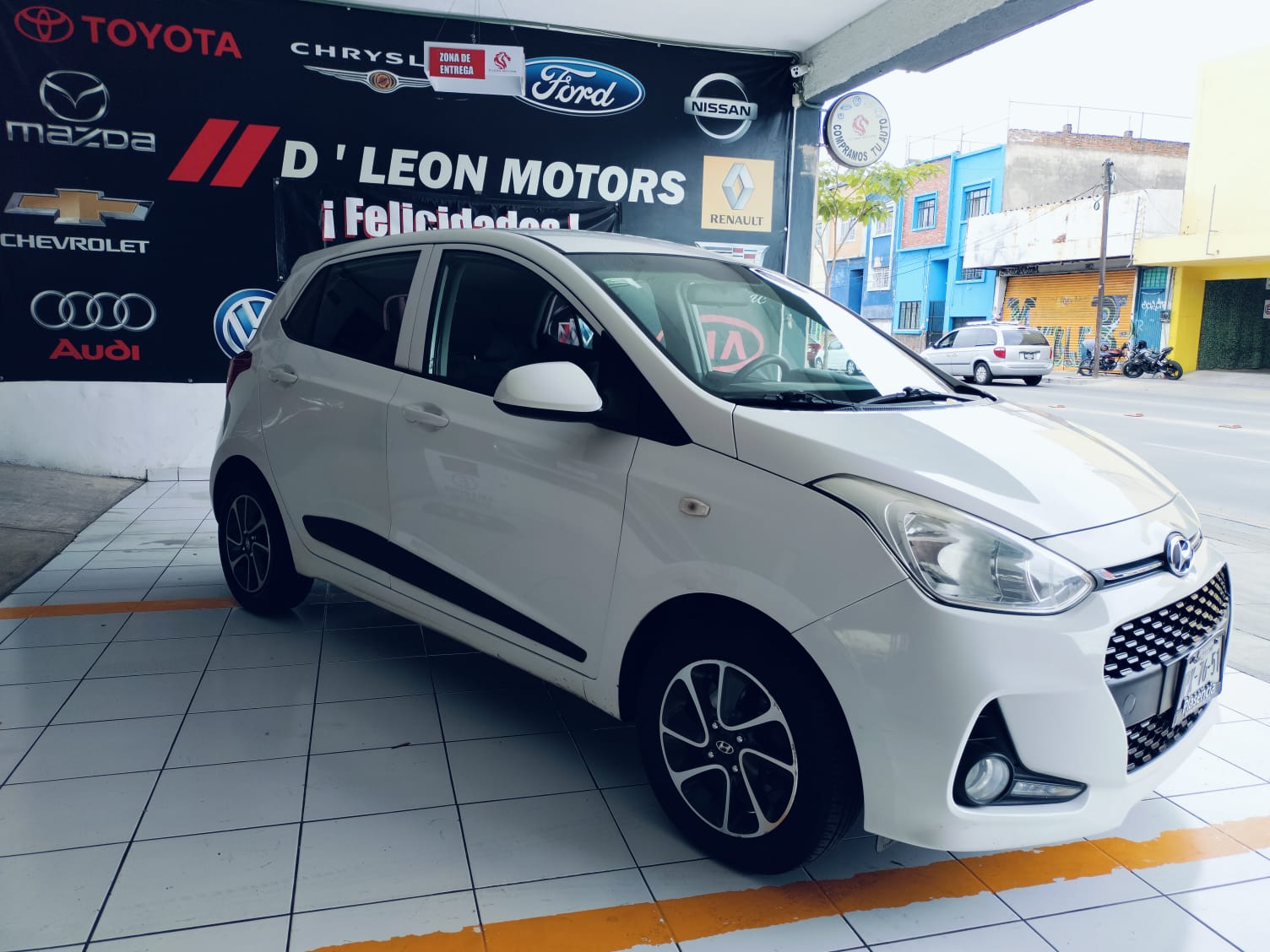 Hyundai i10 2019 Gls Automático Blanco