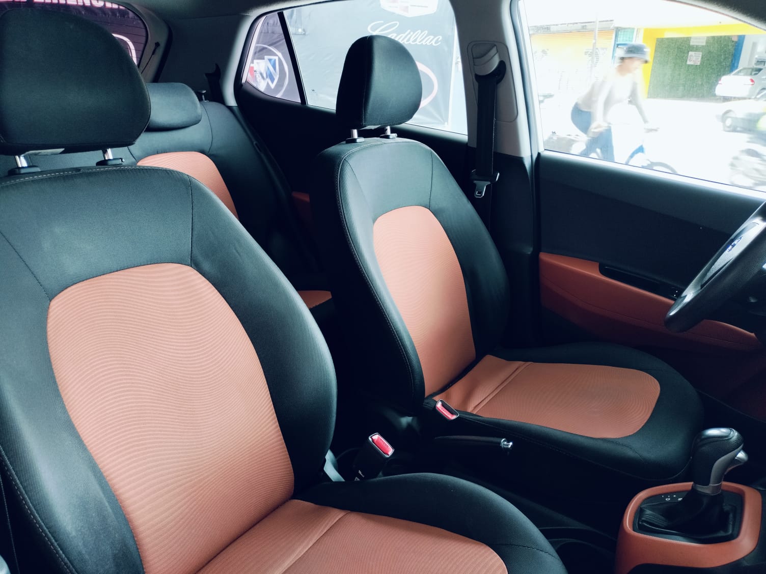 Hyundai i10 2019 Gls Automático Blanco