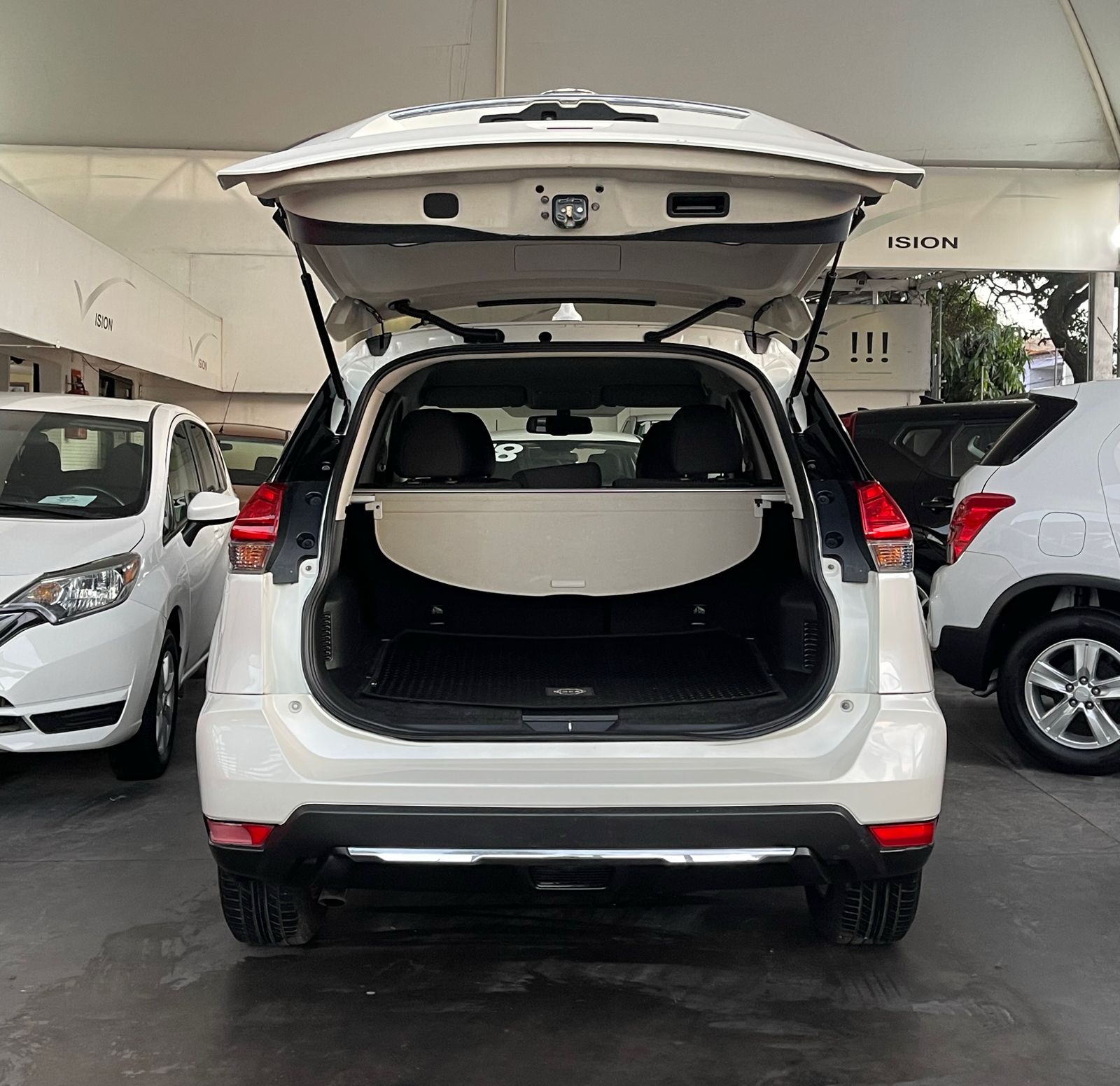 Nissan X-Trail 2018 Sense 2 Row Automático Blanco