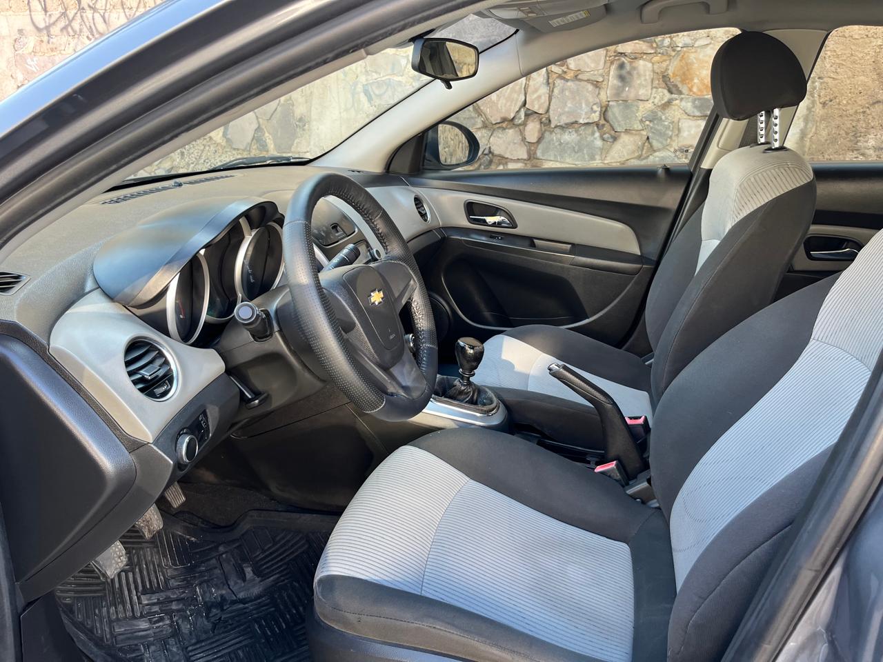 Chevrolet Cruze 2013 LS Manual Gris