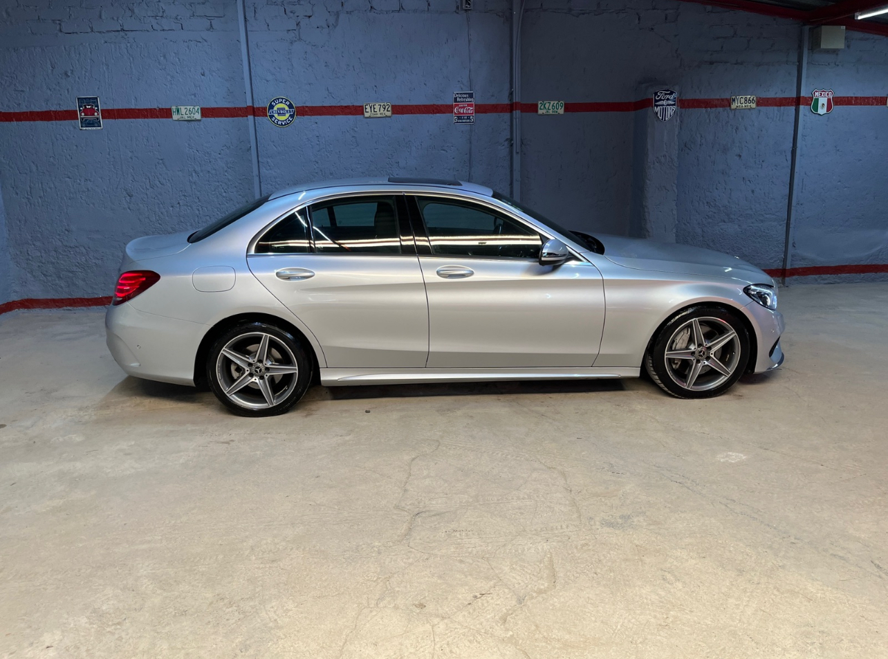Mercedes-Benz Clase C 2018 250 Sport Automático Plata