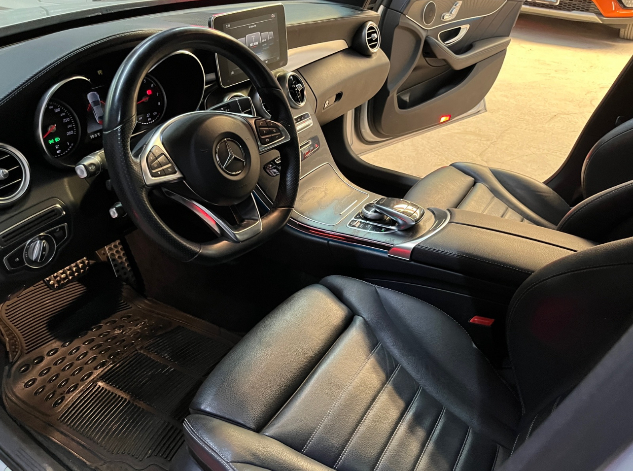 Mercedes-Benz Clase C 2018 250 Sport Automático Plata