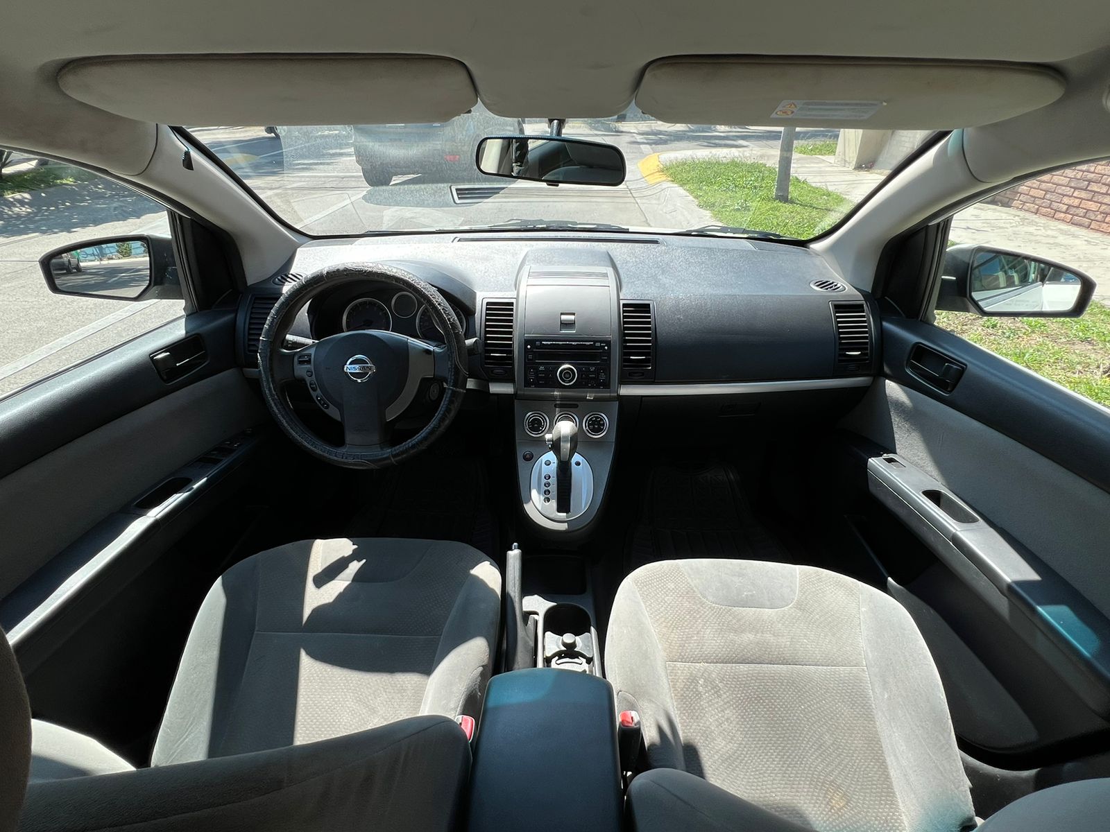 Nissan Sentra 2012 CUSTOM CVT Automático Blanco