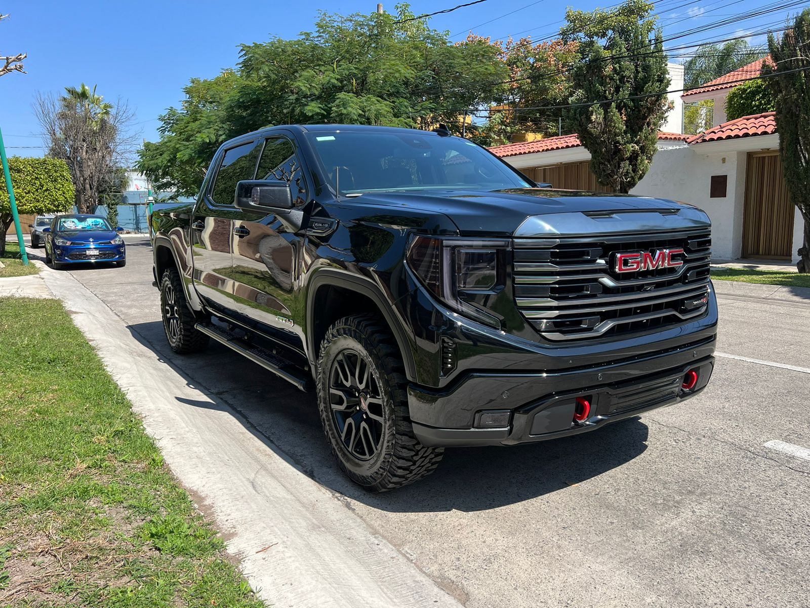 GMC Sierra 2023 AT4 Automático Negro