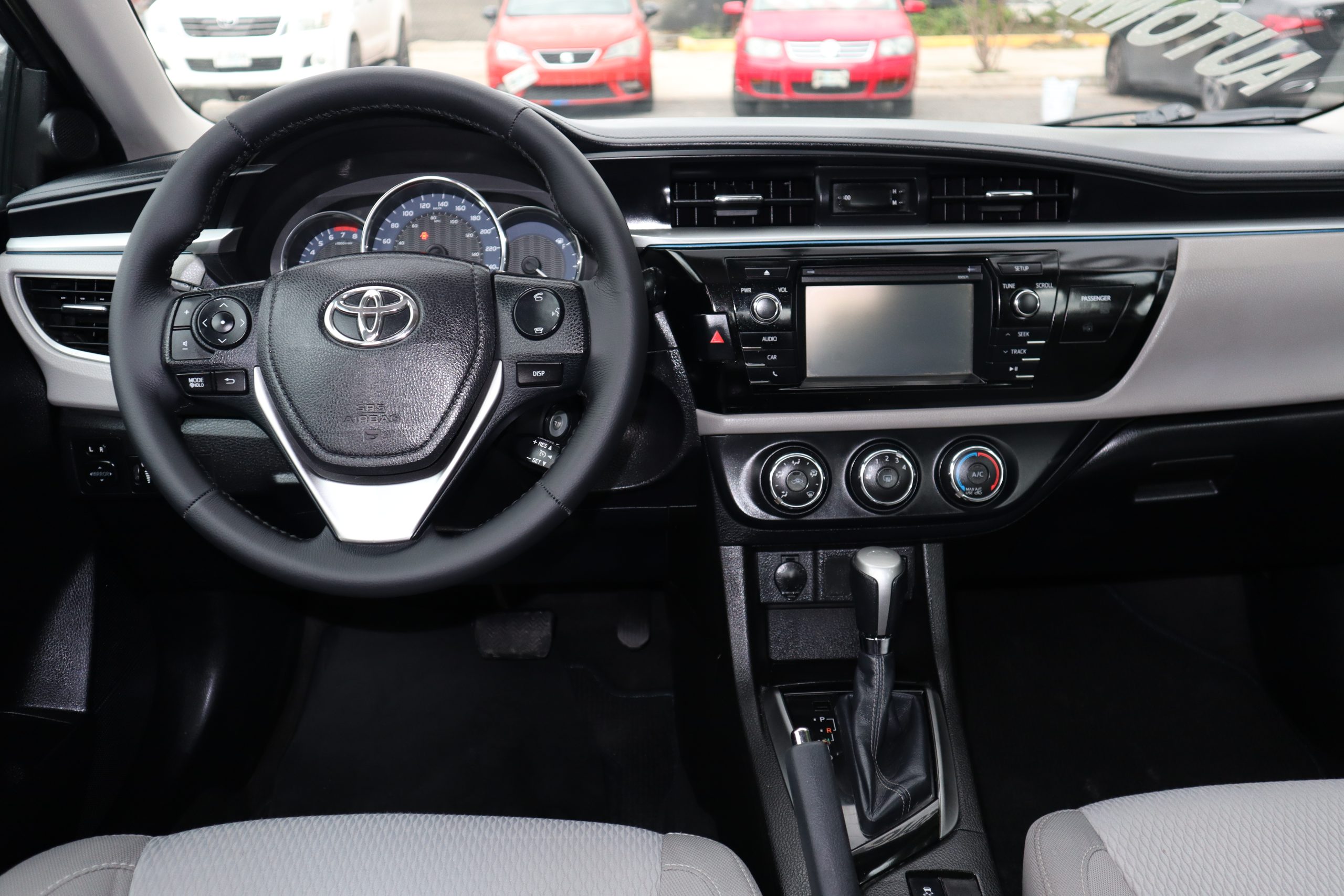 Toyota Corolla 2016 1.8 Le At Automático Gris