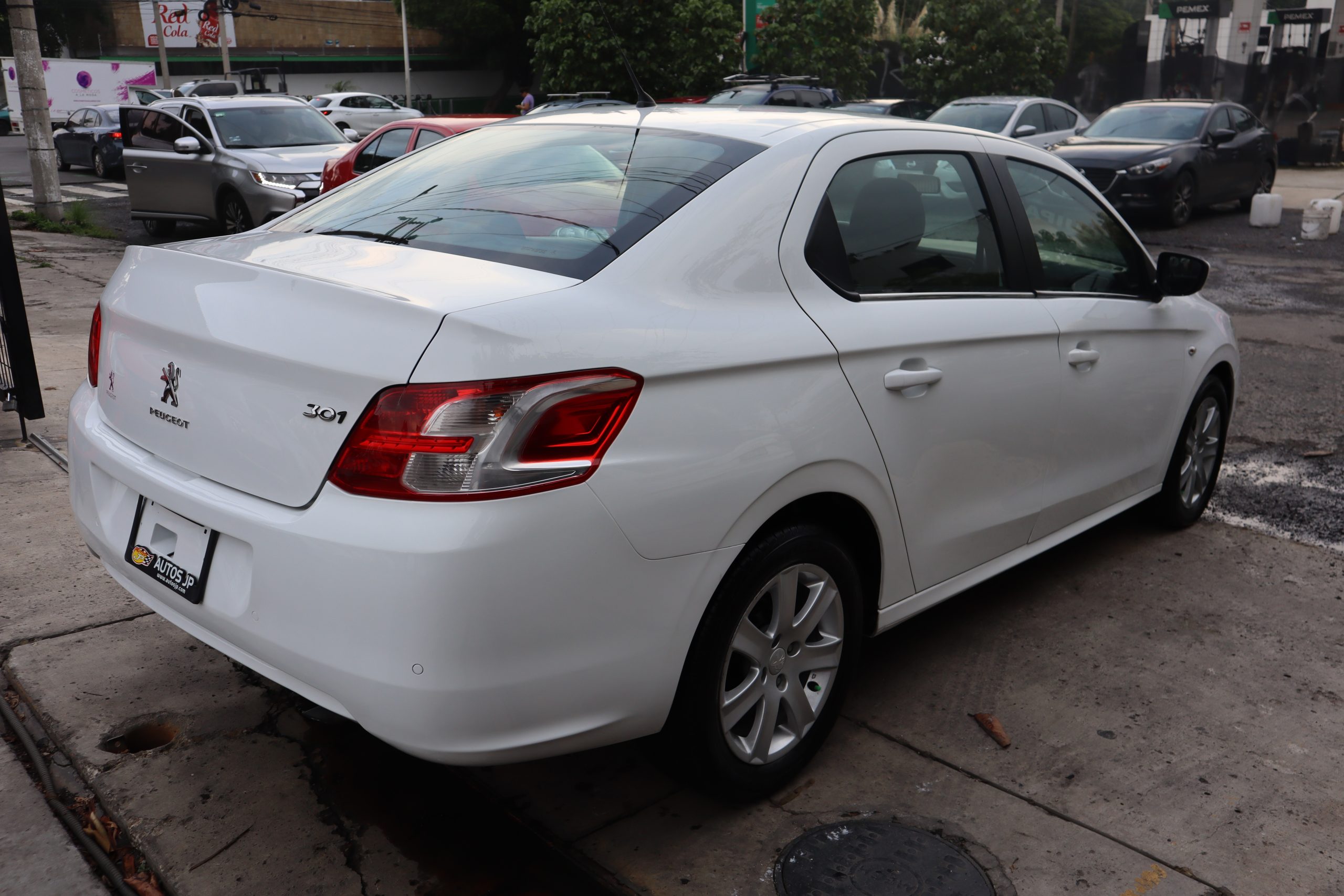 Peugeot 301 2014 1.6 Active Mt Manual Blanco