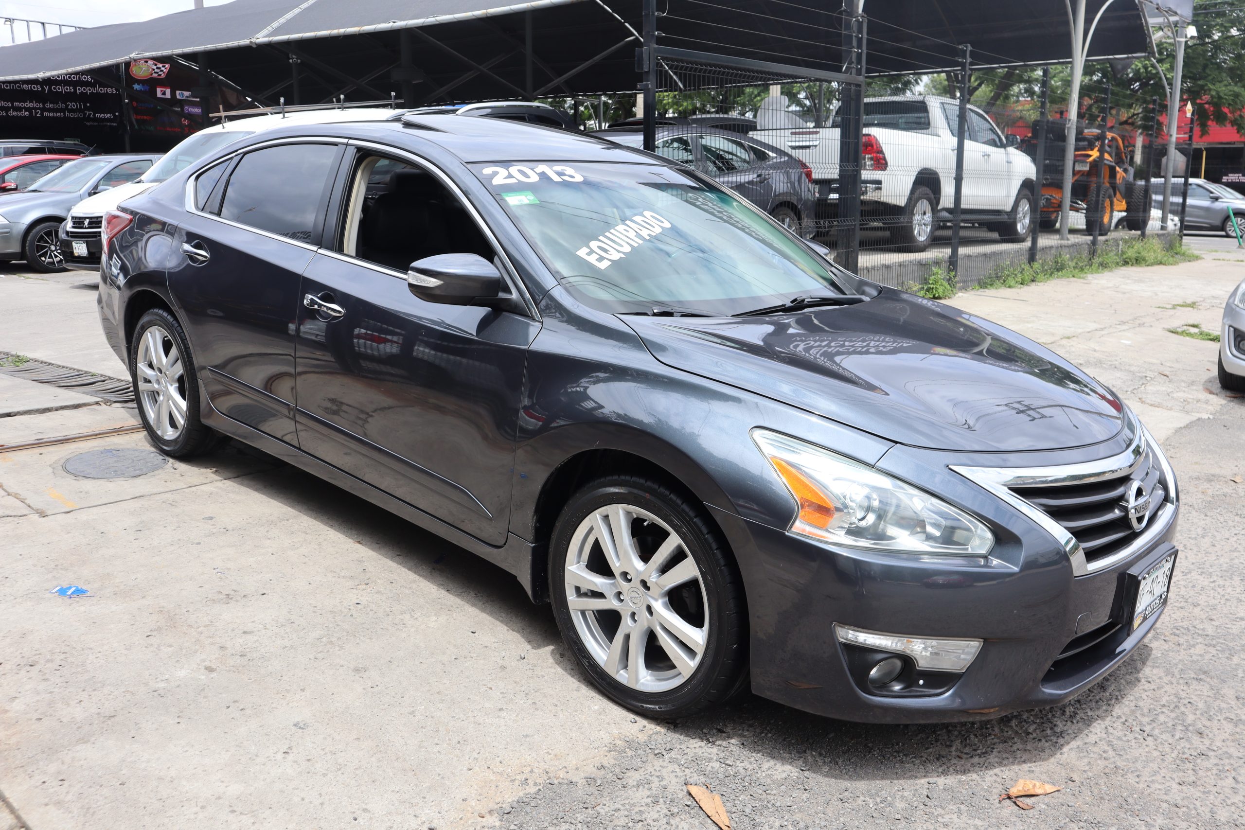 Nissan Altima 2013 3.5 Exclusive V6 Piel Cvt Automático Gris