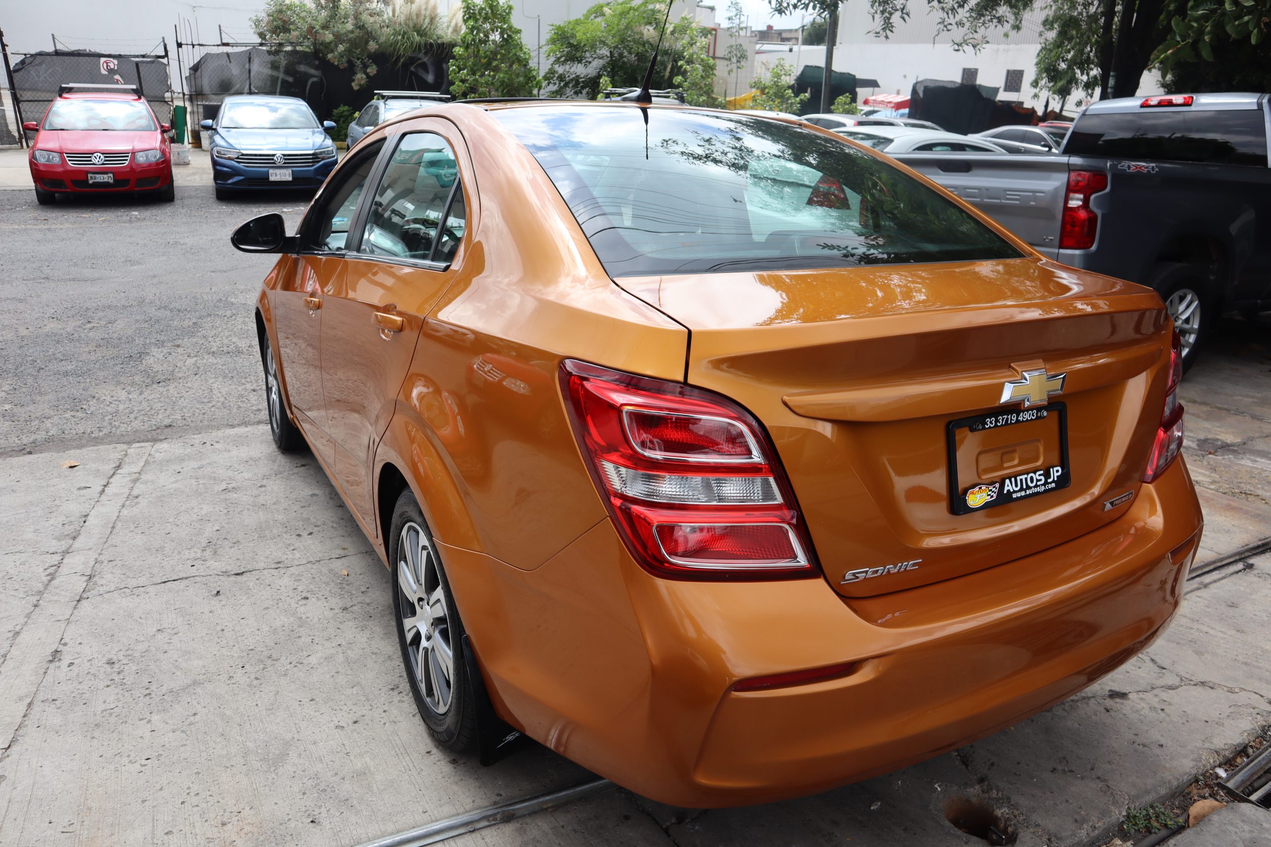 Chevrolet Sonic 2017 1.6 Premier At Automático Naranja