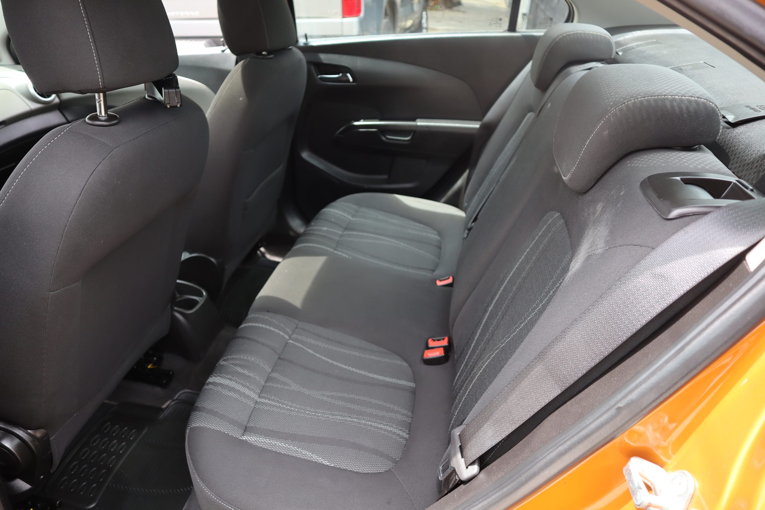 Chevrolet Sonic 2017 1.6 Premier At Automático Naranja