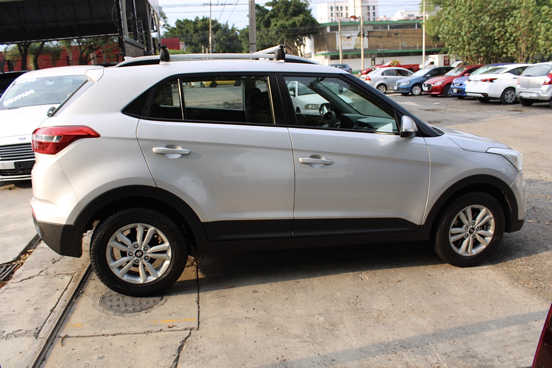 Hyundai Creta 2018 1.6 Gls Mt Manual Plata