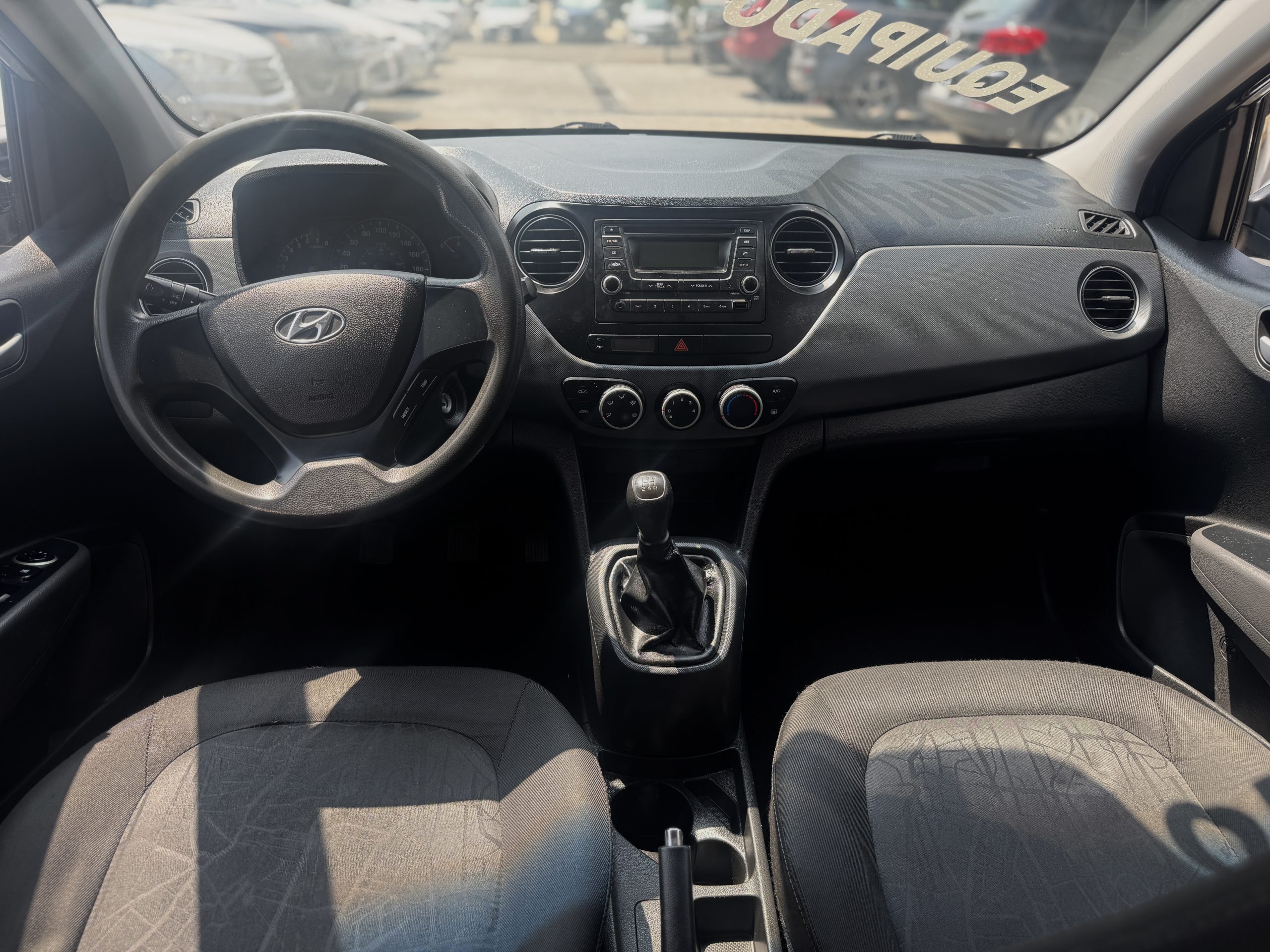 Hyundai Grand i10 2018 1.3 Gls Mt Manual Plata