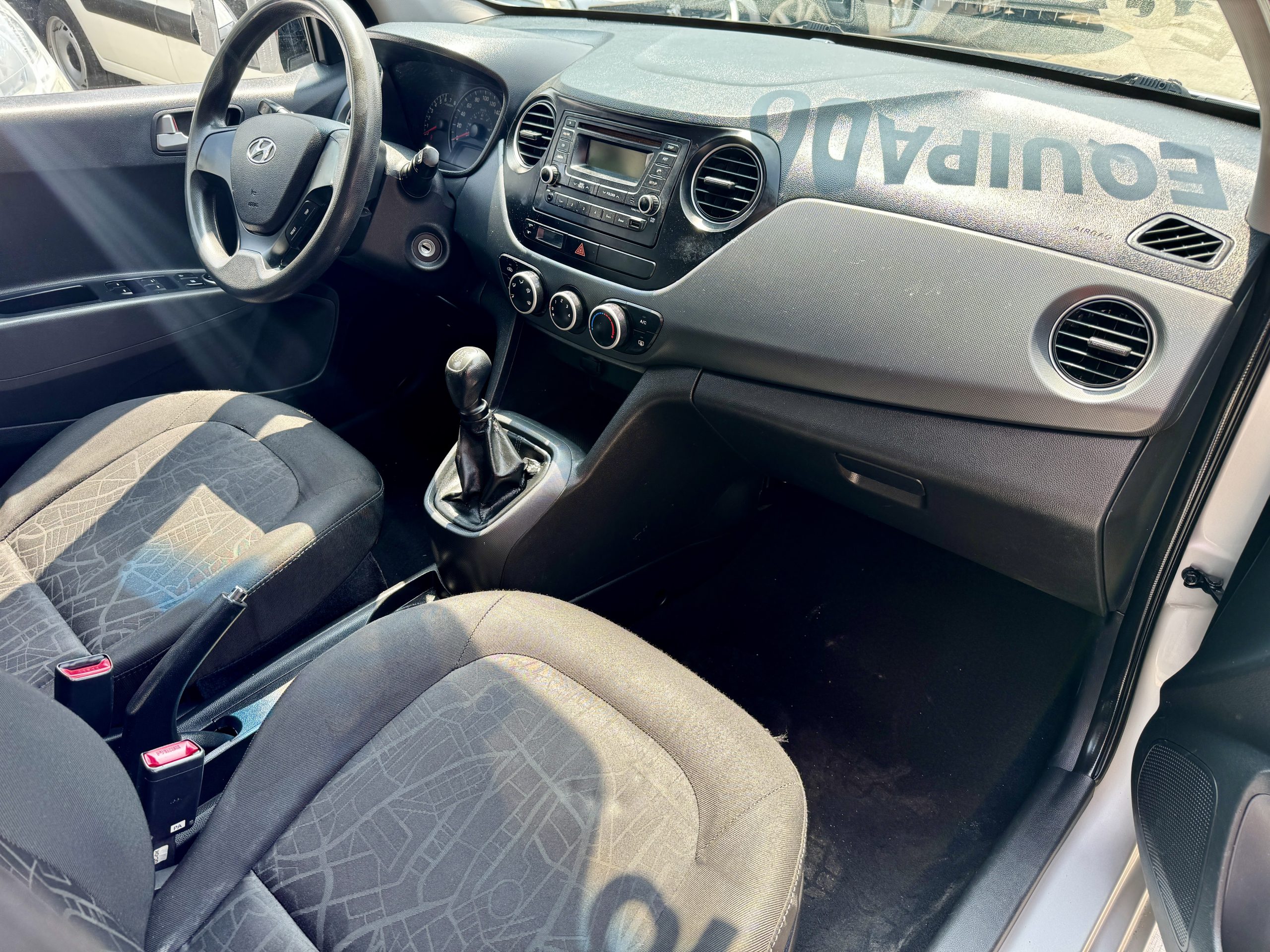 Hyundai Grand i10 2018 1.3 Gls Mt Manual Plata