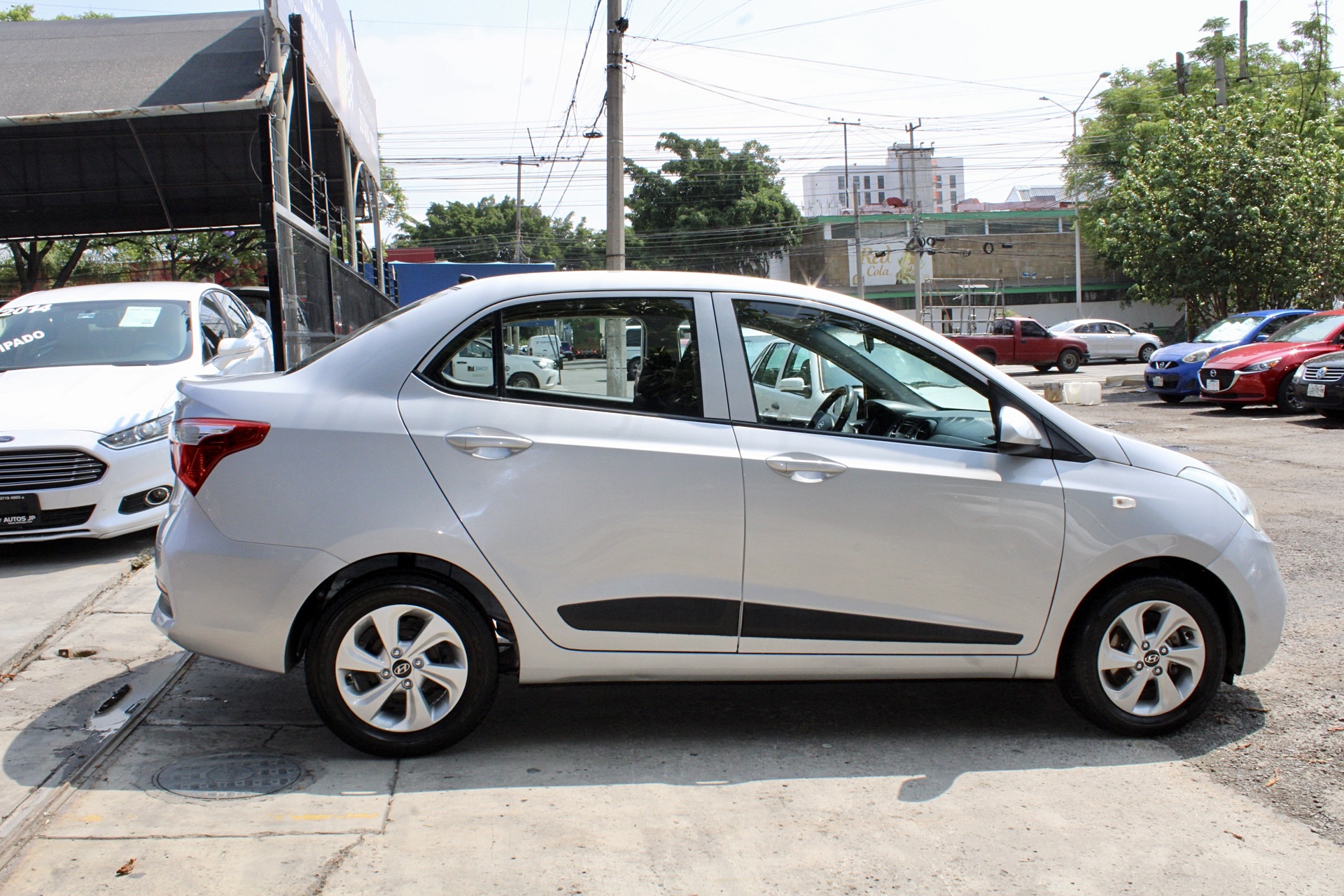 Hyundai Grand i10 2018 1.3 Gls Mt Manual Plata