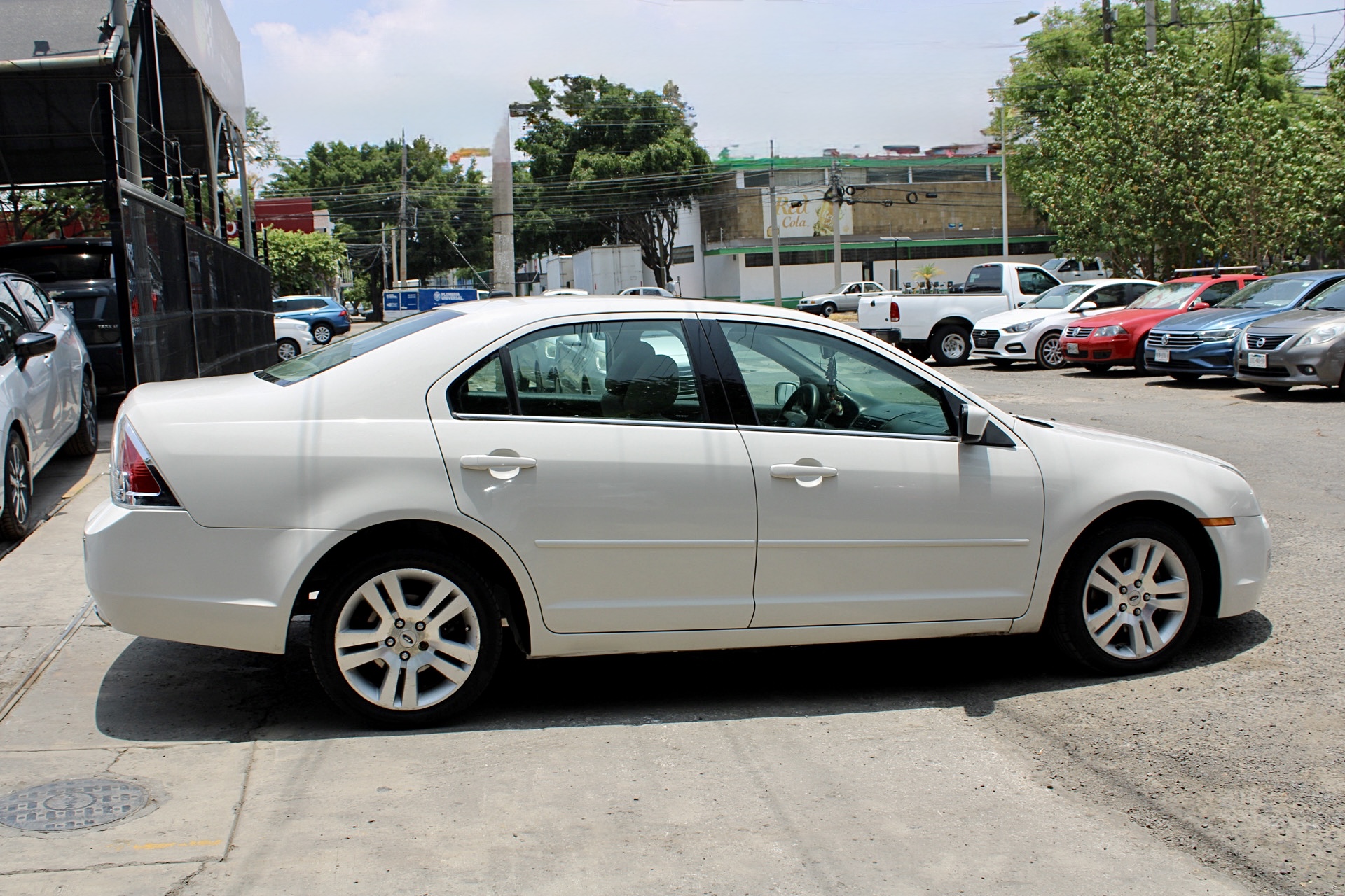 Ford Fusion 2009 SEL PLUS V6 QUEMACOCOS, PIEL. Automático Blanco