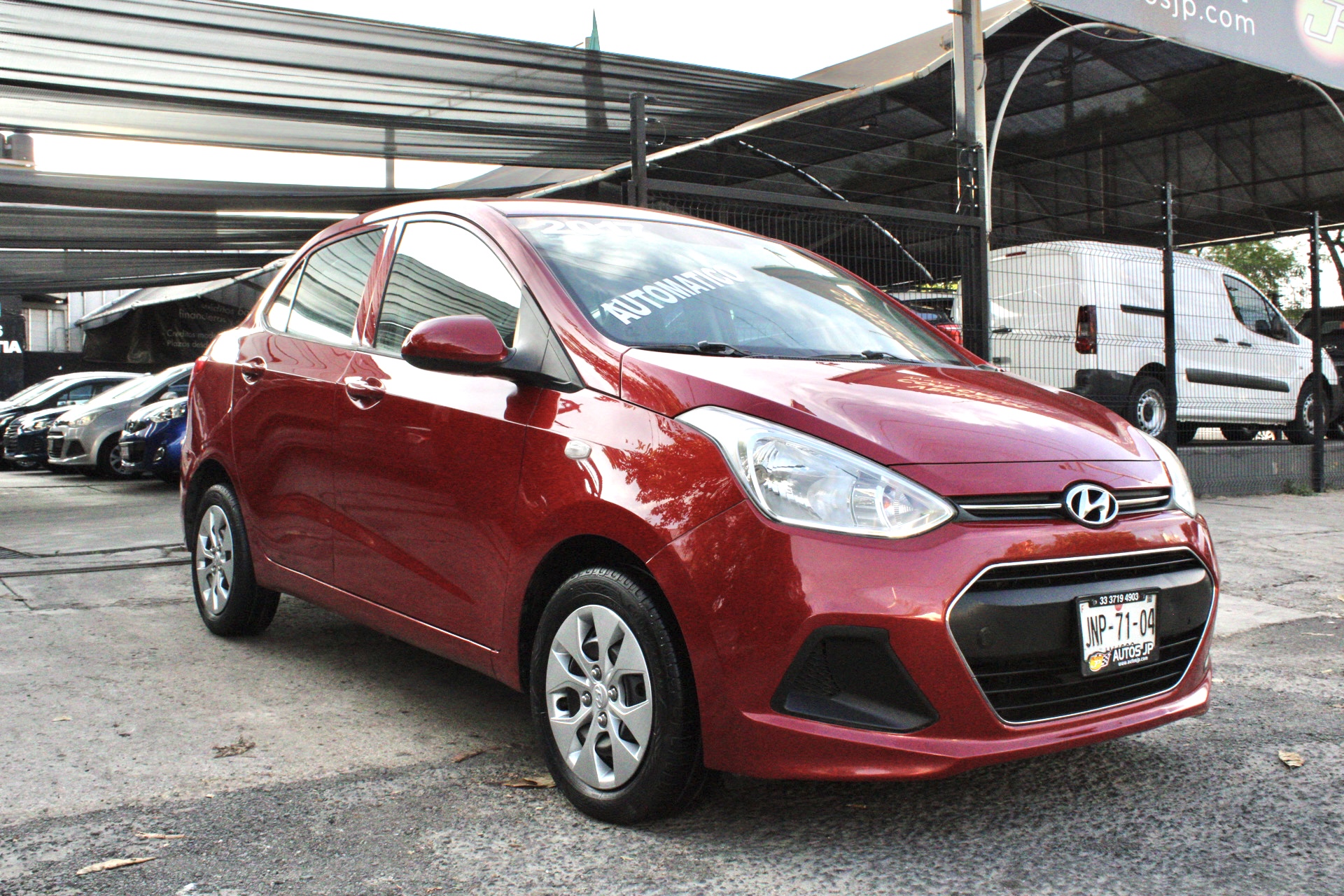 Hyundai Grand i10 2017 GL MID Automático Rojo