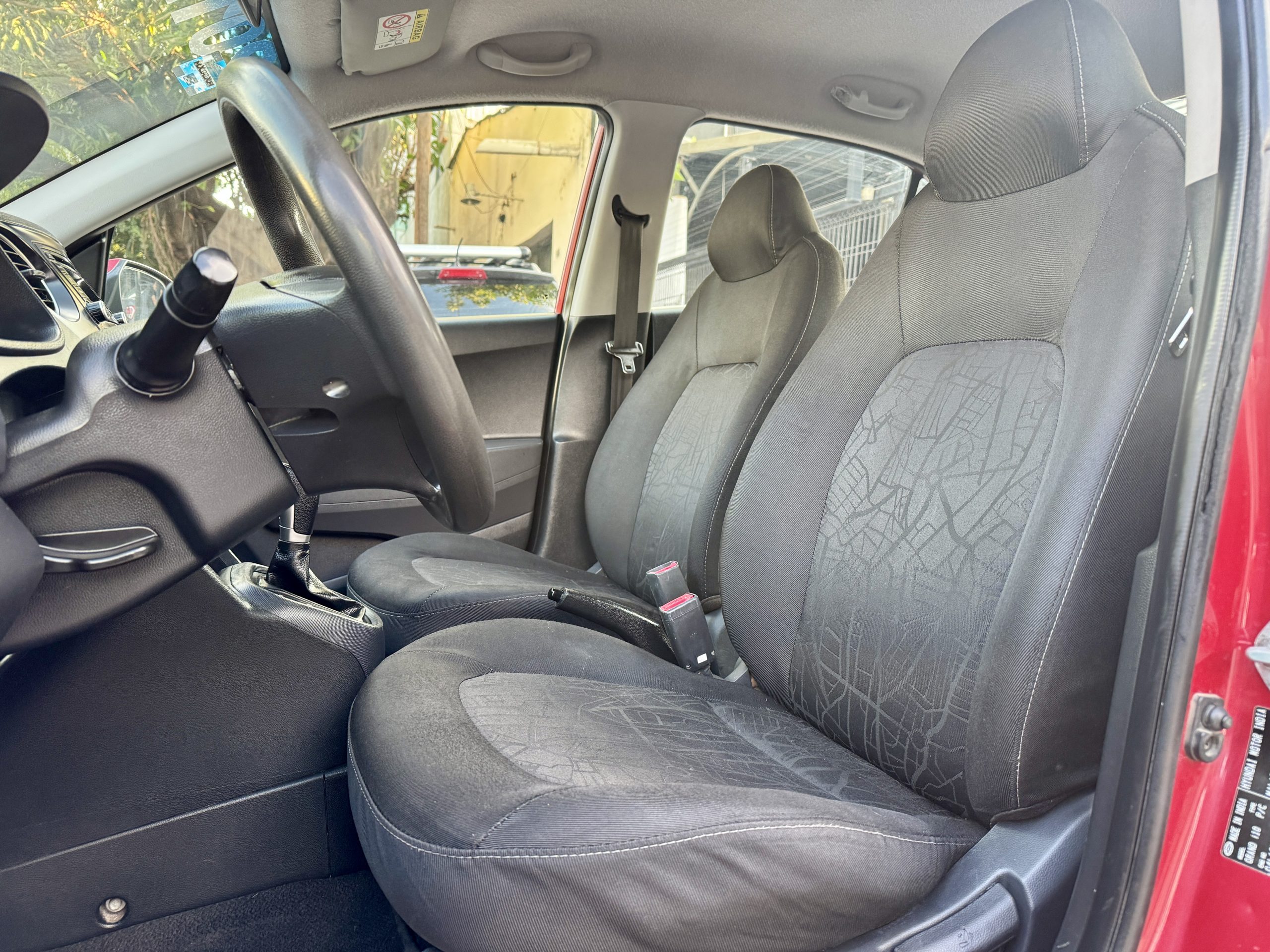 Hyundai Grand i10 2017 GL MID Automático Rojo