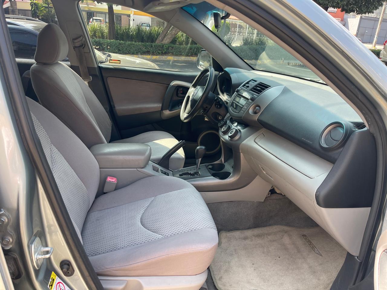 Toyota Rav4 2008 LX Automático Verde