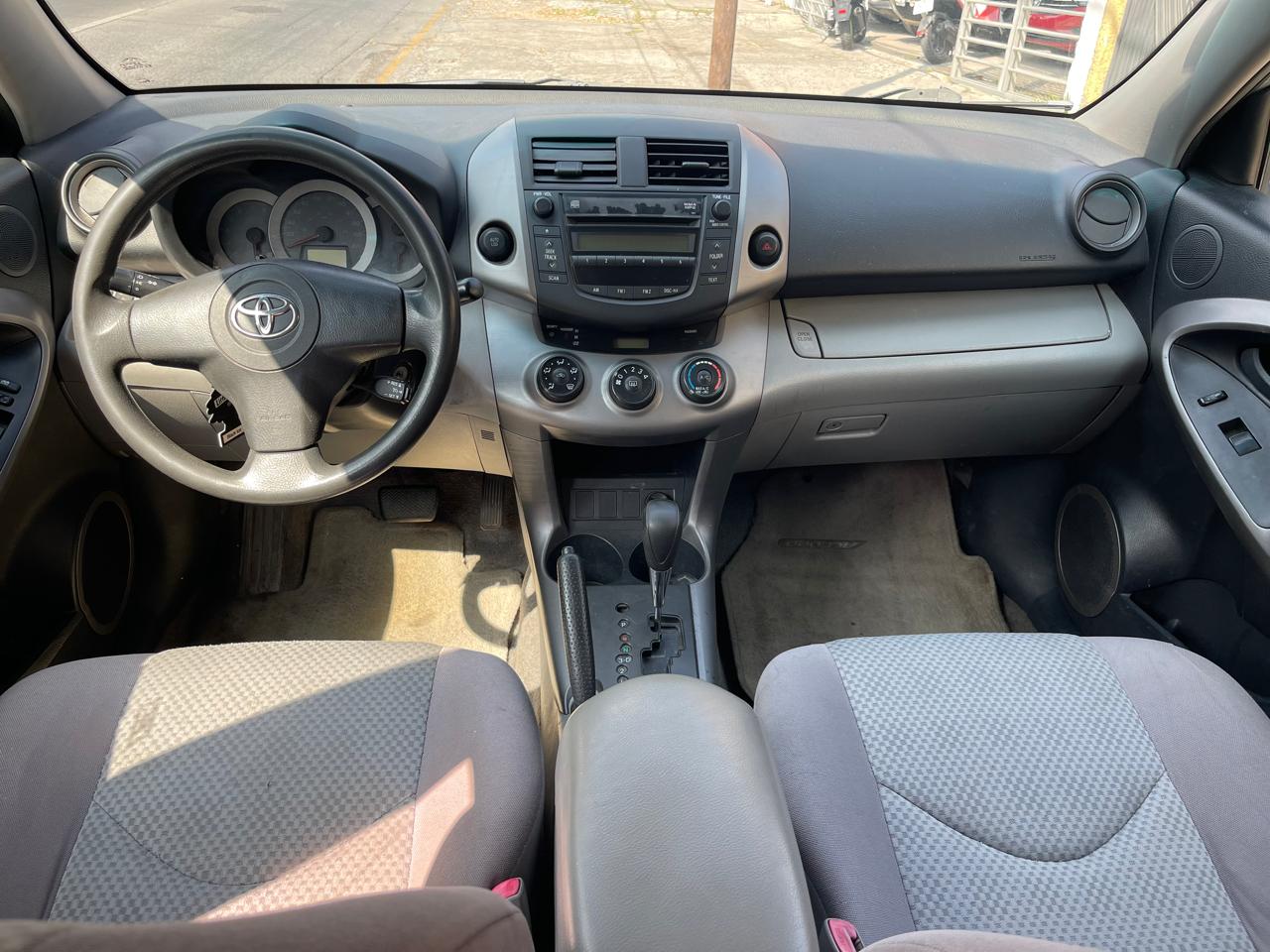 Toyota Rav4 2008 LX Automático Verde