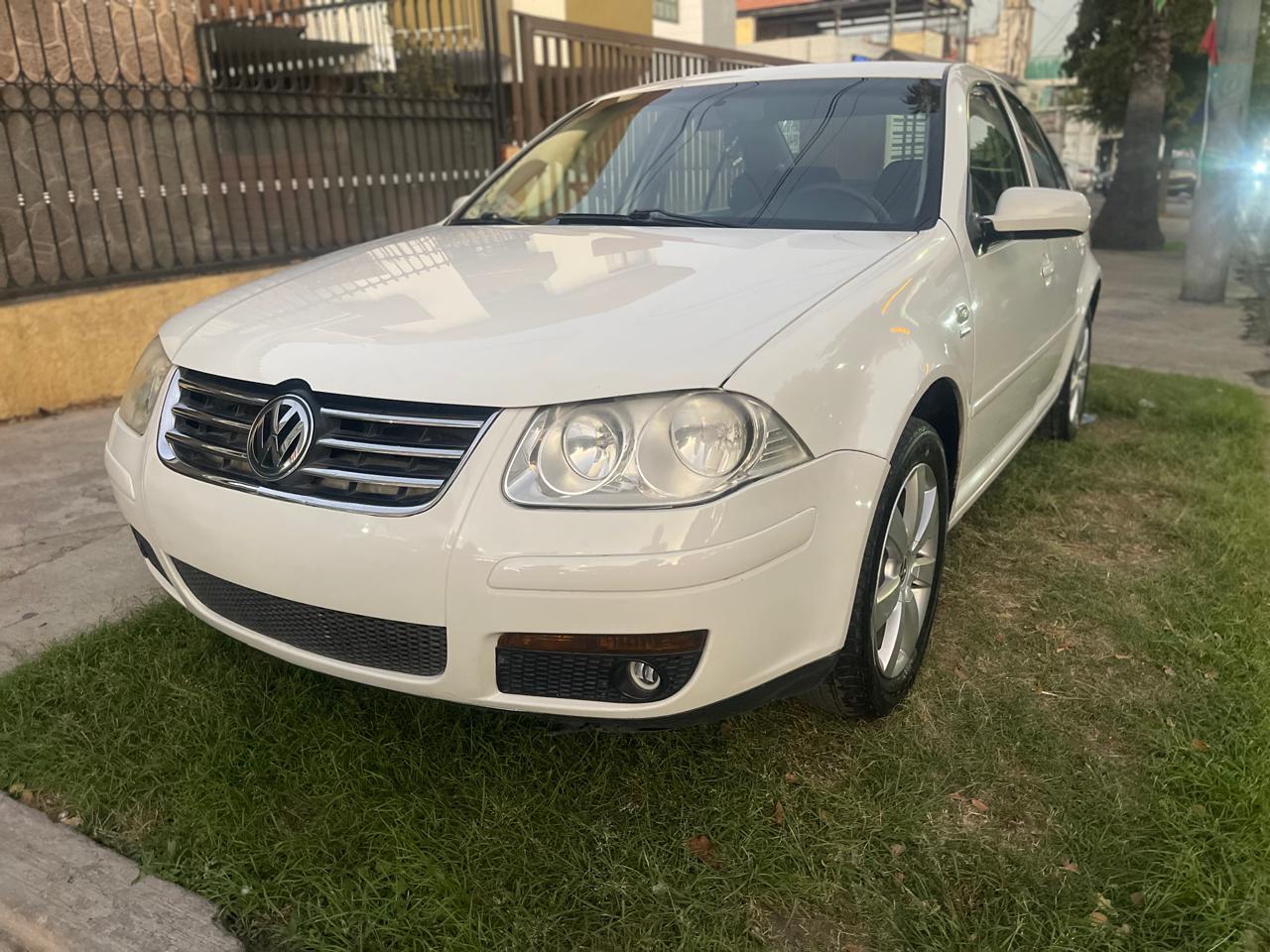 Volkswagen Jetta 2012 A4 Manual Blanco