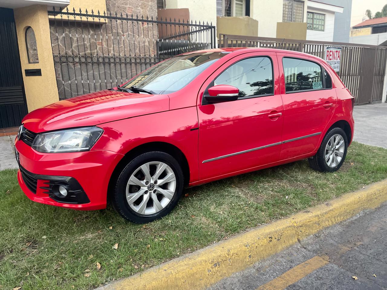 Volkswagen Gol 2017 Confortline Manual Rojo