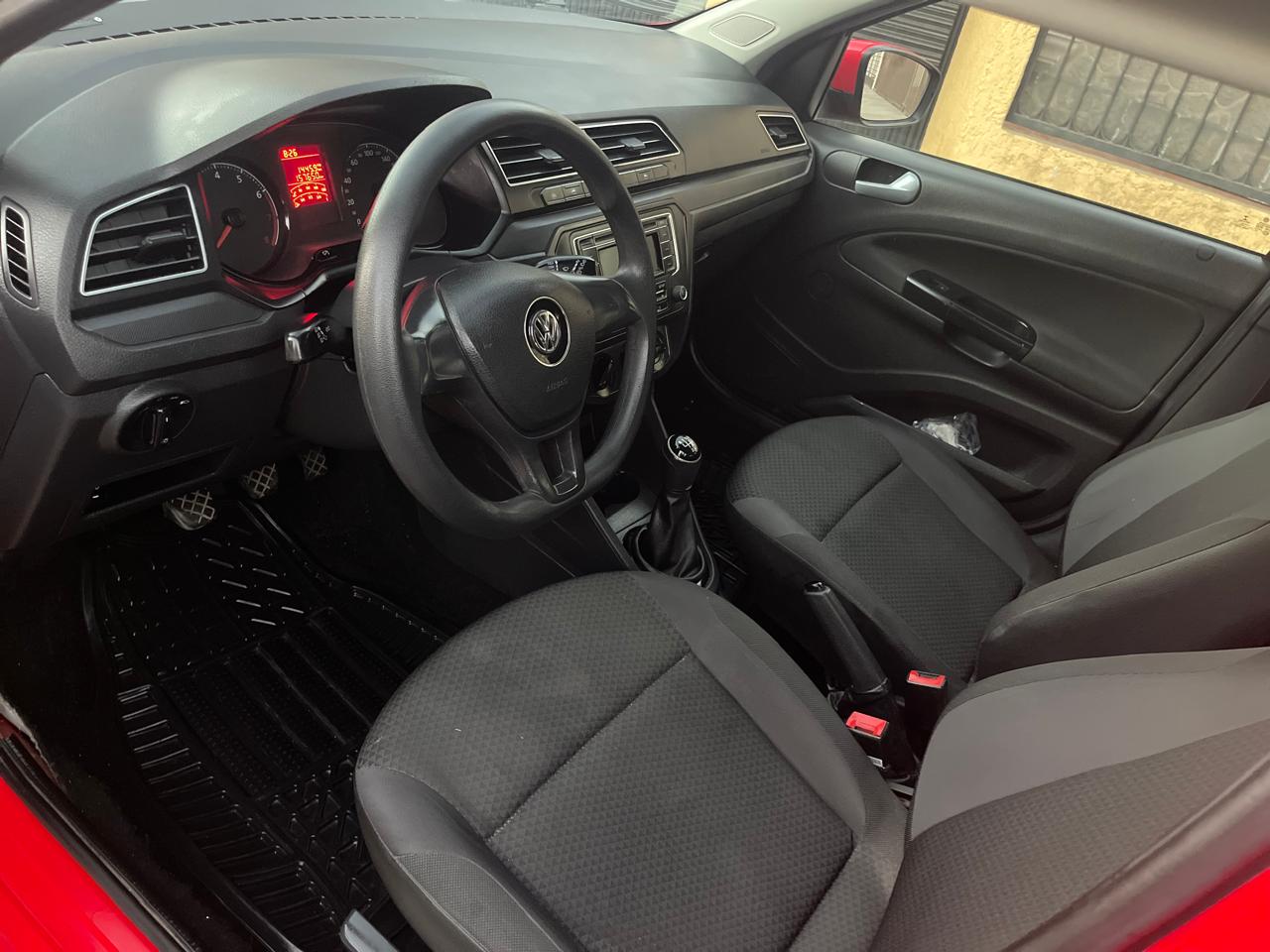 Volkswagen Gol 2017 Confortline Manual Rojo