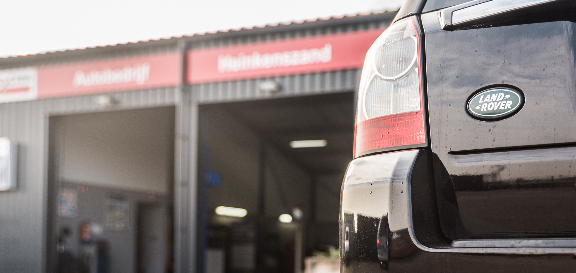 groot plak Moeras Autobedrijf Heinkenszand | Land Rover