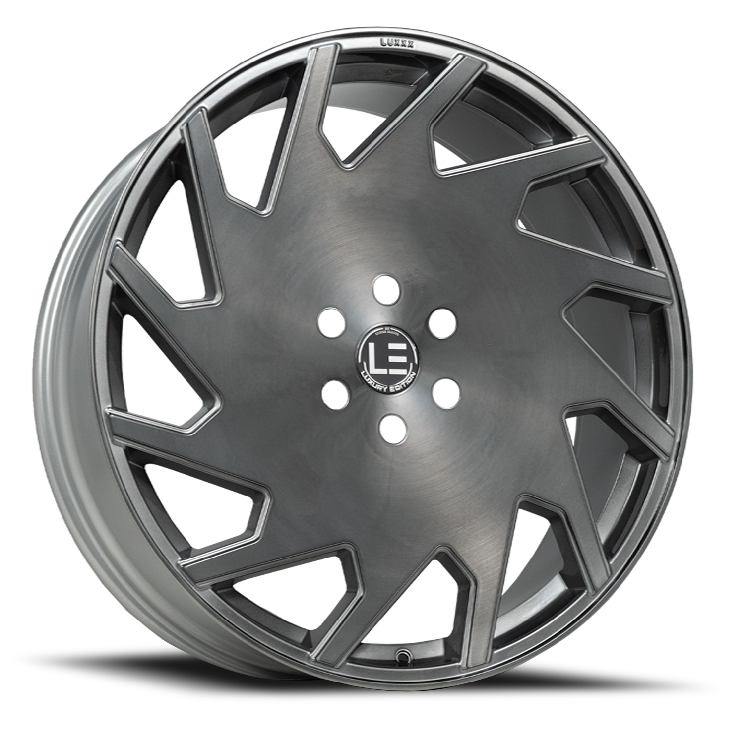 https://storage.googleapis.com/autosync-wheels/Luxxx_LE/11-GY_Brushed_Silver-Titanium_Black-Clear-Coat_5-lug_0001.png