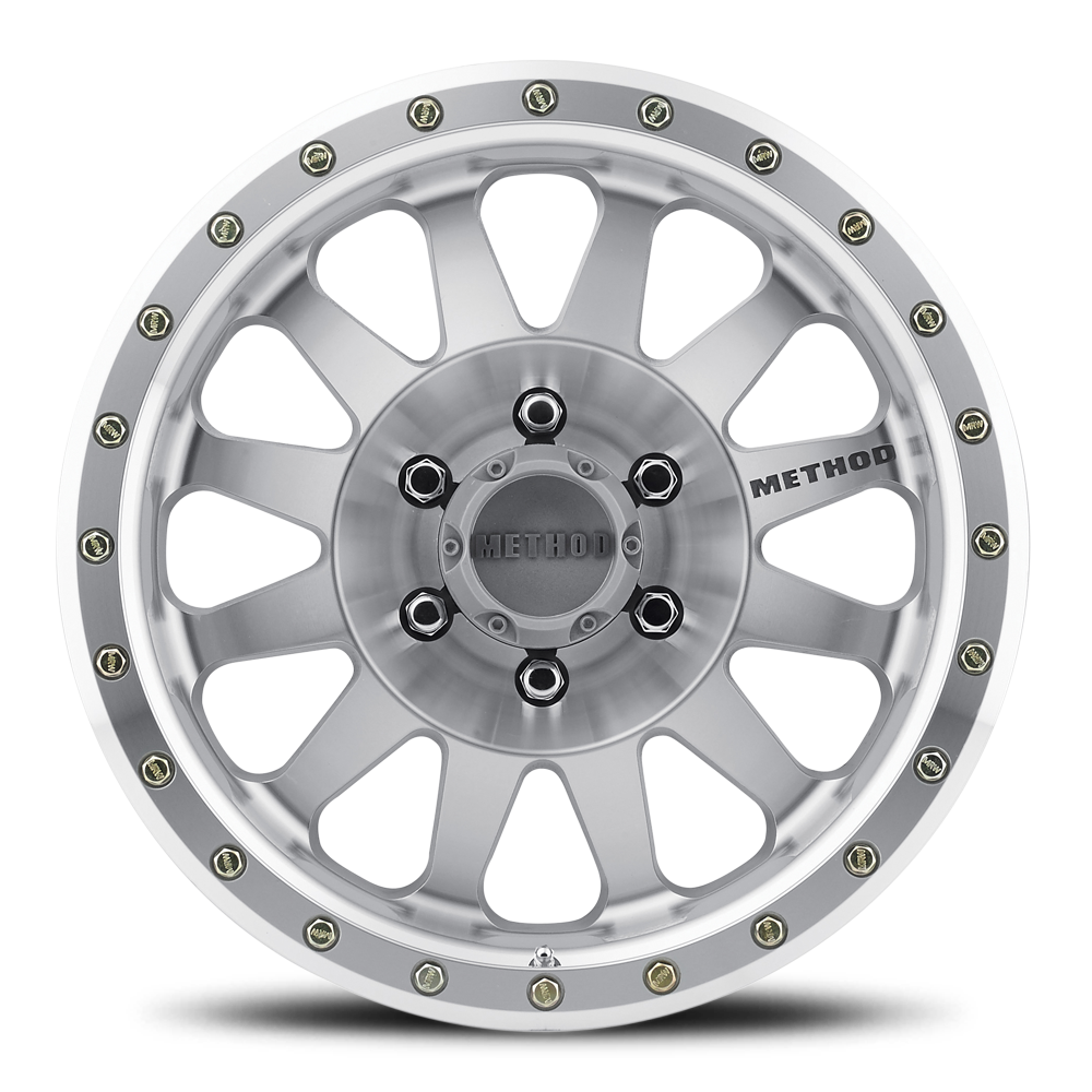 https://storage.googleapis.com/autosync-wheels/Method/Double-Standard_MR304_Machined_Clear-Coat_6-lug_0003.png