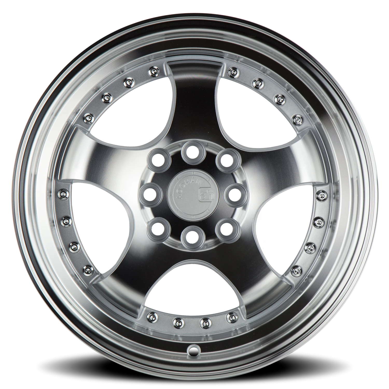 https://storage.googleapis.com/autosync-wheels/webp/AodHan/AH03_SMF_Silver_Machined-Face_4-lug_0003.webp