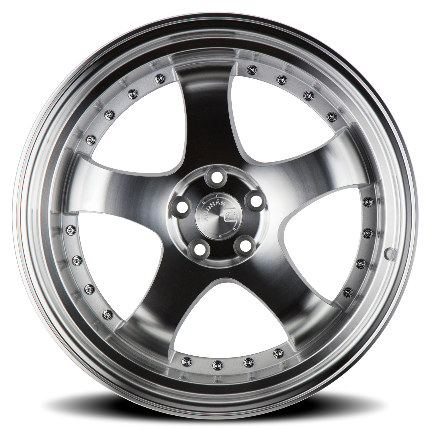 https://storage.googleapis.com/autosync-wheels/webp/AodHan/AH03_SMF_Silver_Machined-Face_5-lug_0003.webp