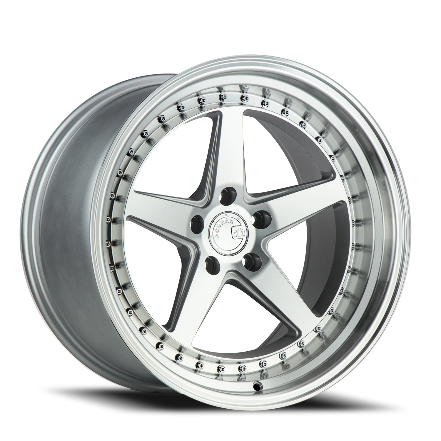 https://storage.googleapis.com/autosync-wheels/webp/AodHan/DS05_SMF_Silver_Machined-Face_5-lug_0001.webp