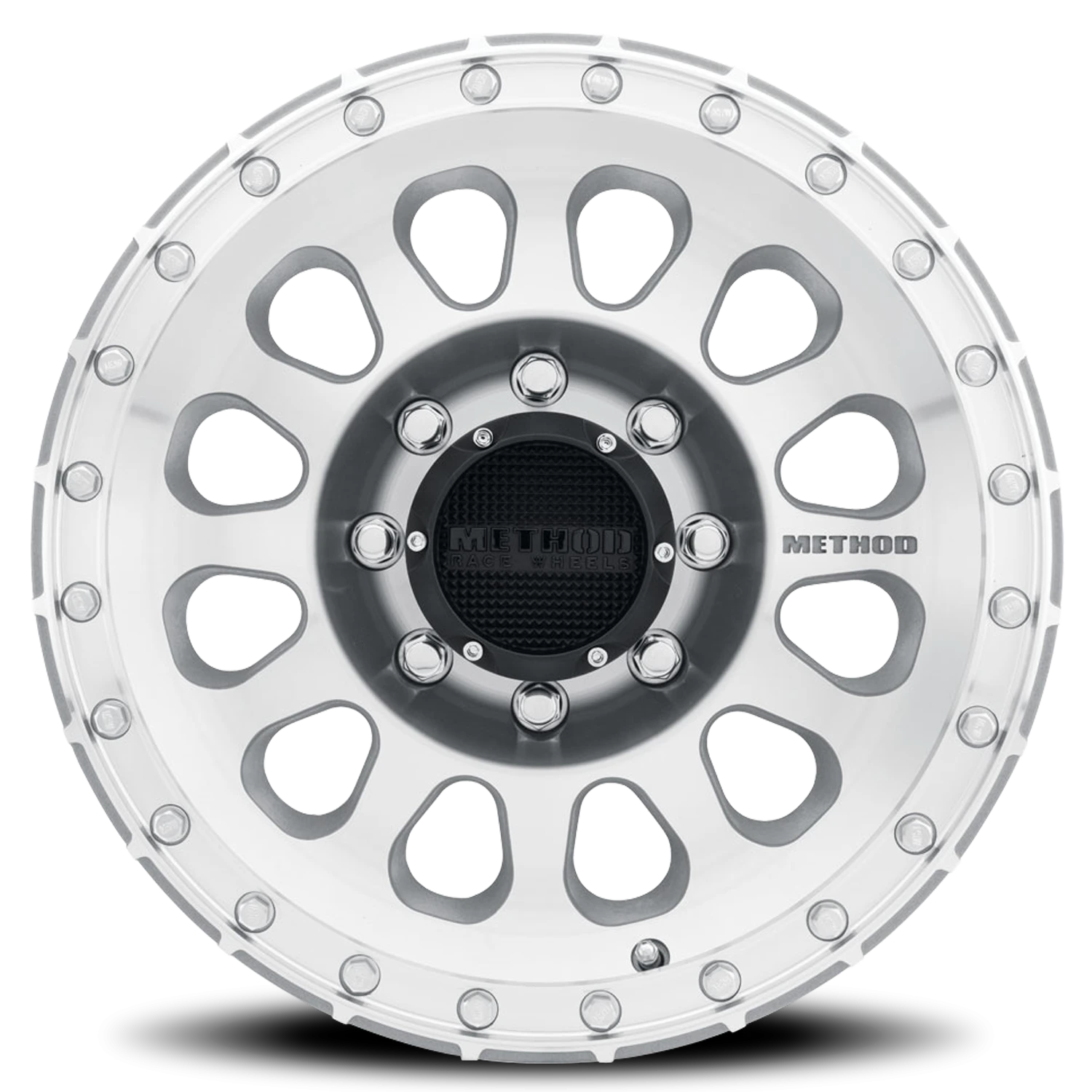 https://storage.googleapis.com/autosync-wheels/webp/Method/MR315_Machined_Clear-Coat_8-lug_0003.webp