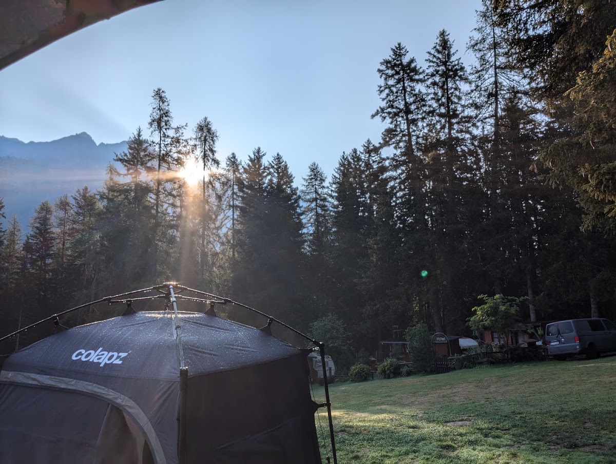 Camping Sun and Snow