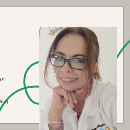 Angélica Martínez Miranda Licenciada en Nutrición