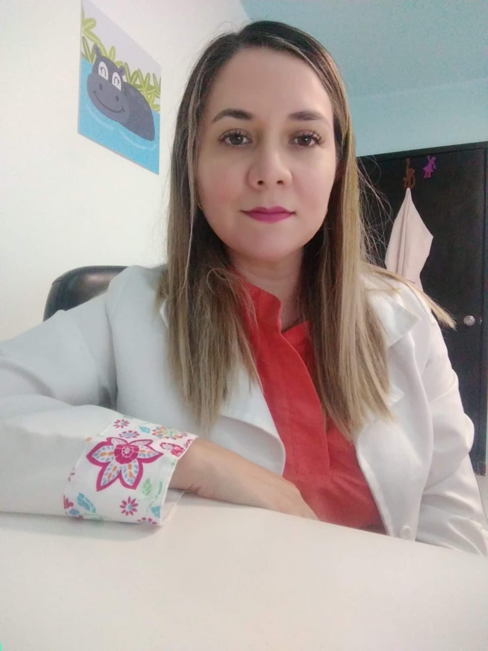 Dra Selene Macias Posgrado - Subespecialista