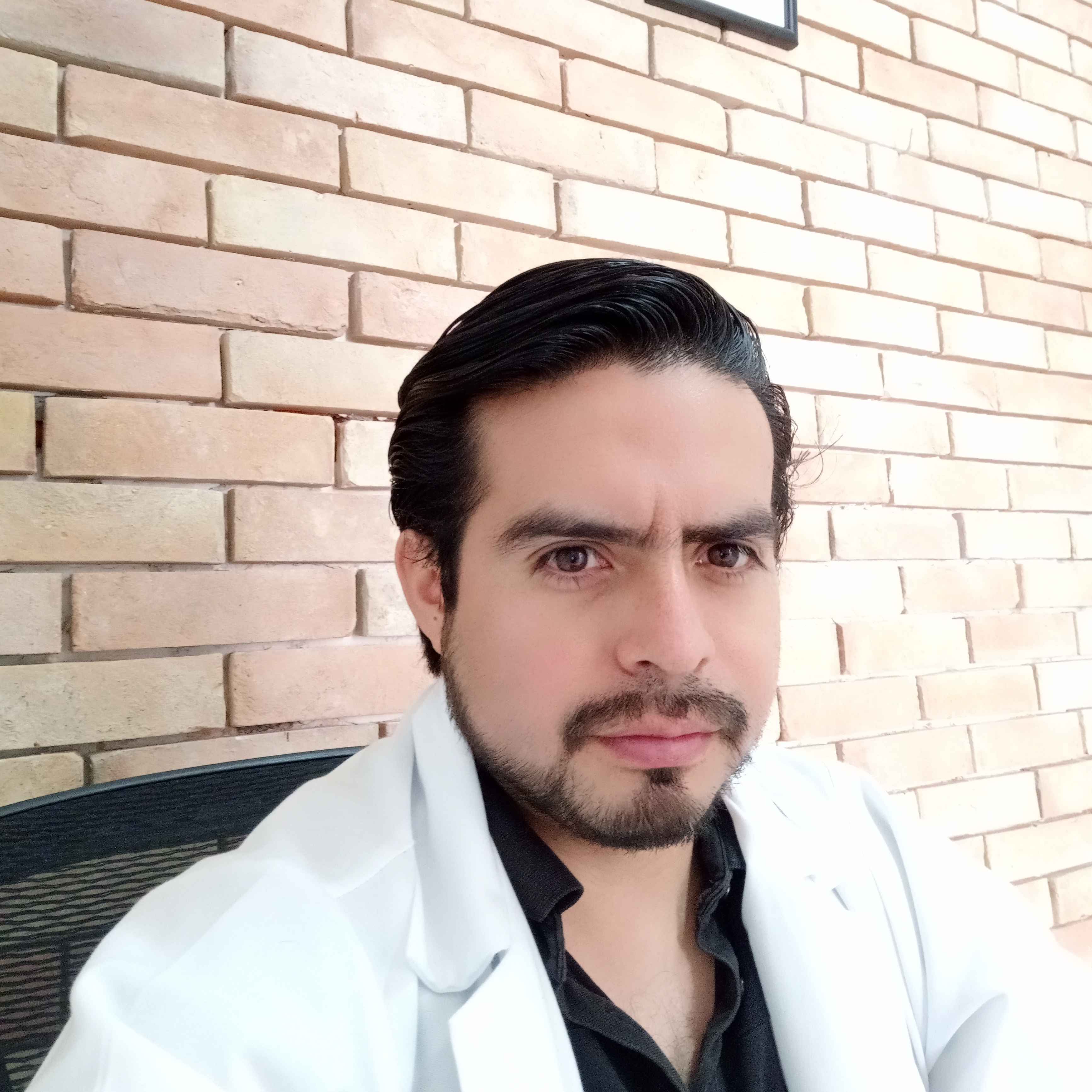 L.n. Jorge David Camargo Licenciaatura en Nutrición