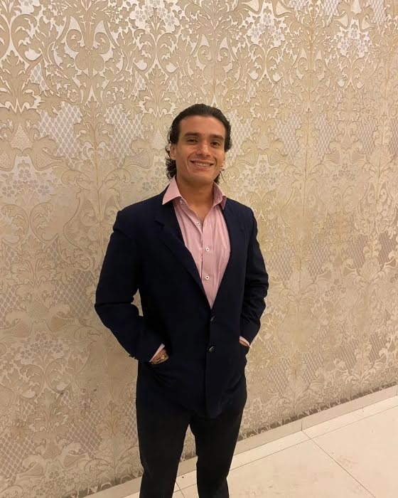 Irving Casados Azúa Licenciado en Nutrición