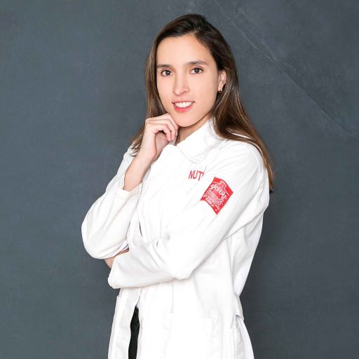 Larissa Martínez Ortega Maestra en Ciencias de la Salud y Lic. en Nutrición y Ciencia de los Aliementos