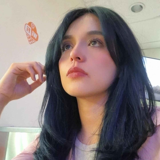 Almendra Abigail López Espinoza Licenciatura en Nutrición con diplomado en nutrición clínica