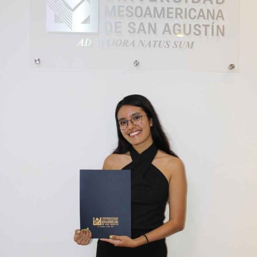 Edna Andrea Alpuche Perez Especialista en nutrición