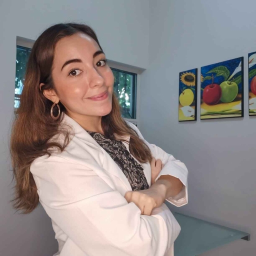 Nutrióloga Alondra García Licenciada en Nutrición